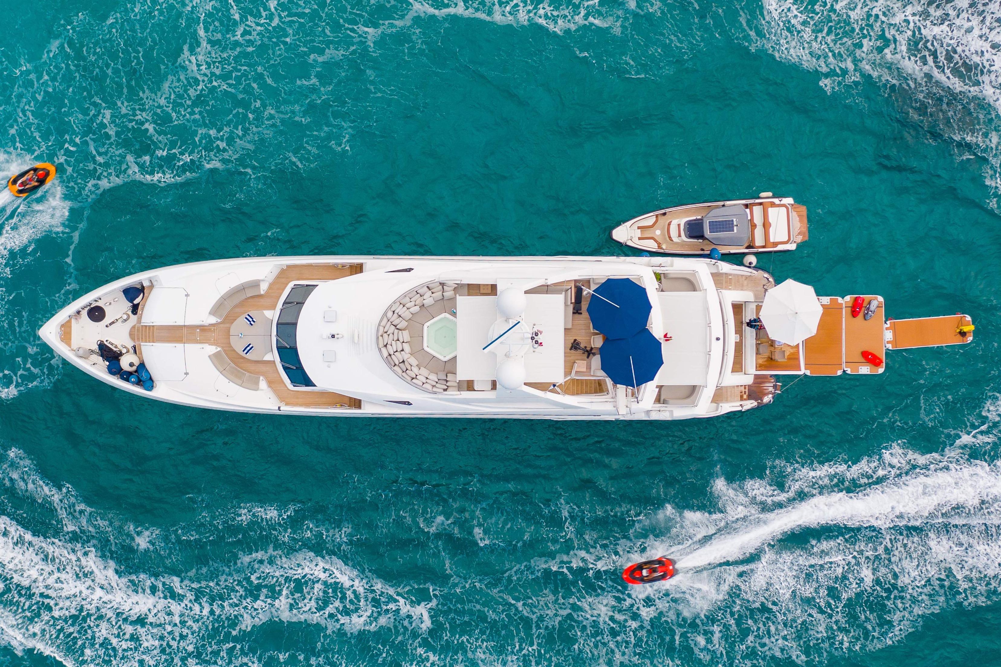 2009 Sunseeker 121 – photo 3