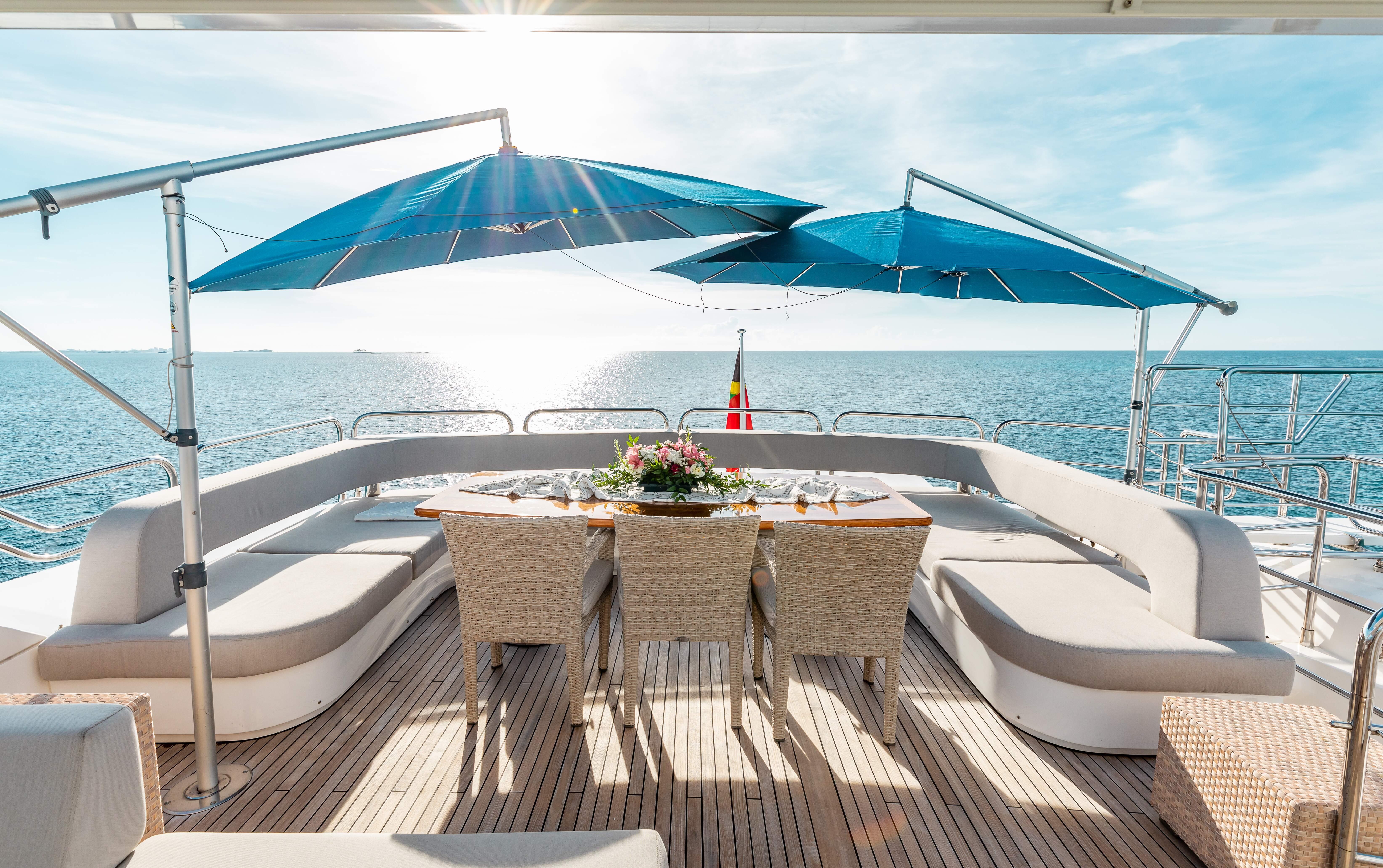 2009 Sunseeker 121 – photo 8
