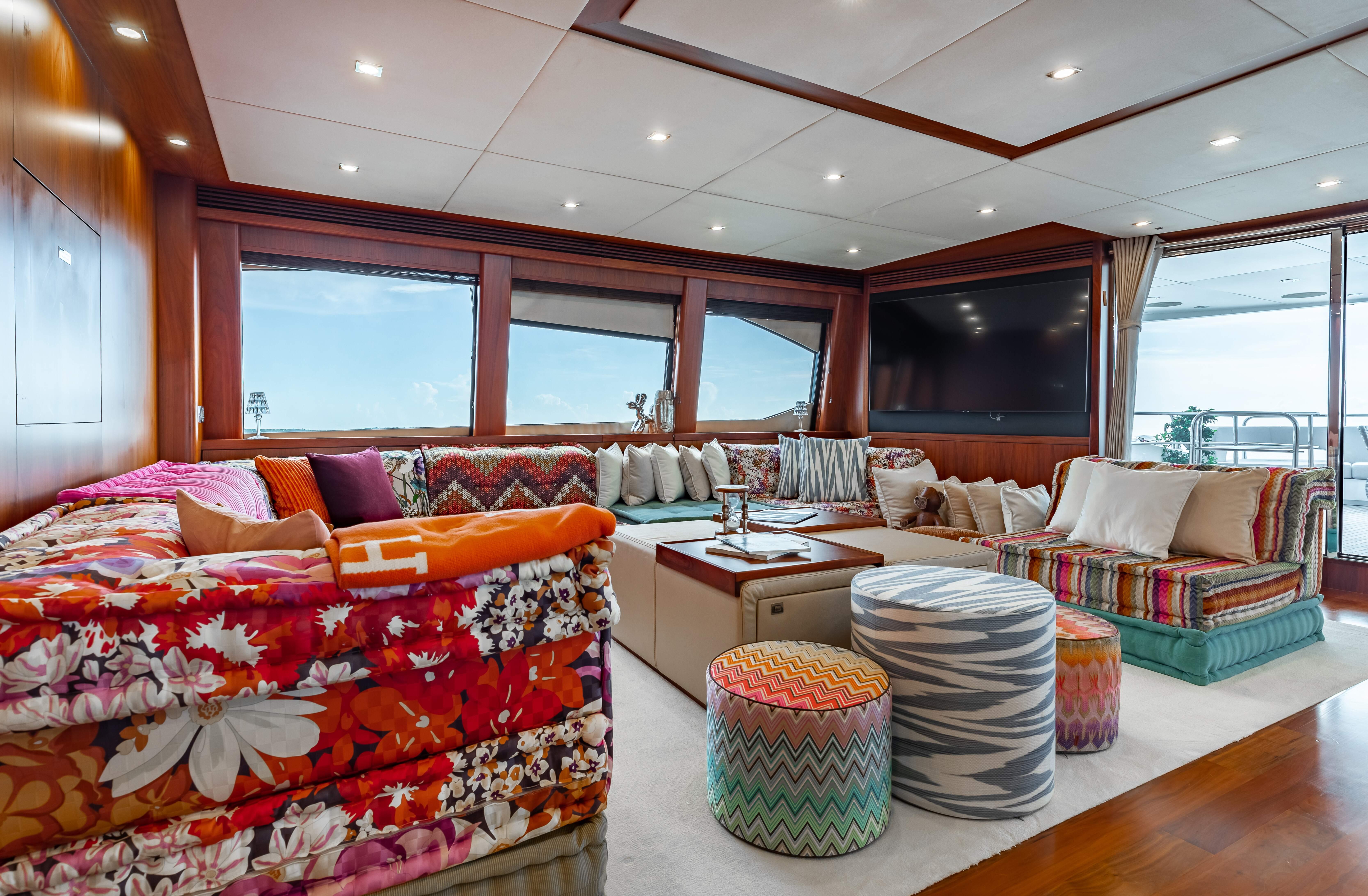 2009 Sunseeker 121 – photo 25