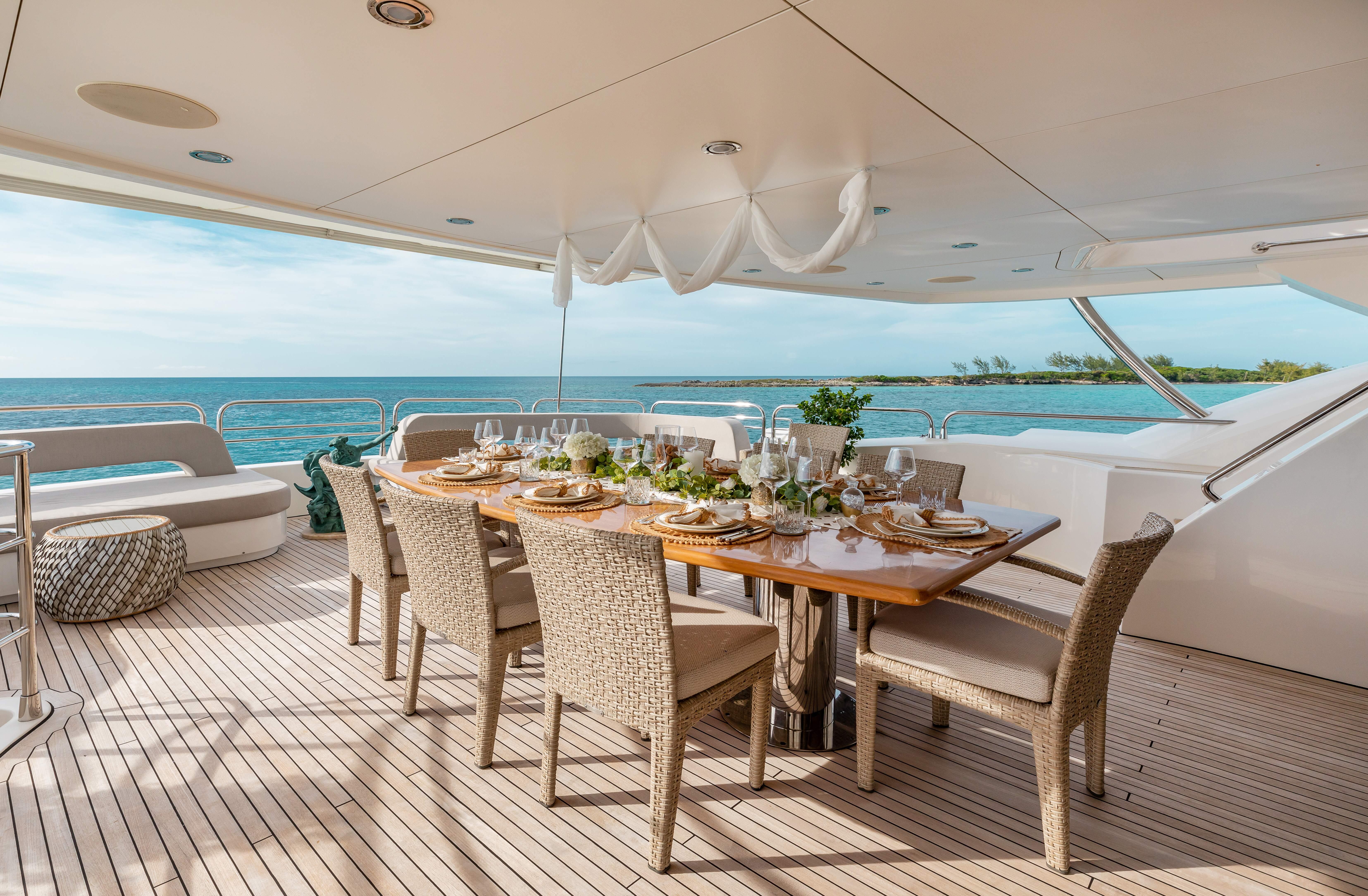 2009 Sunseeker 121 – photo 26