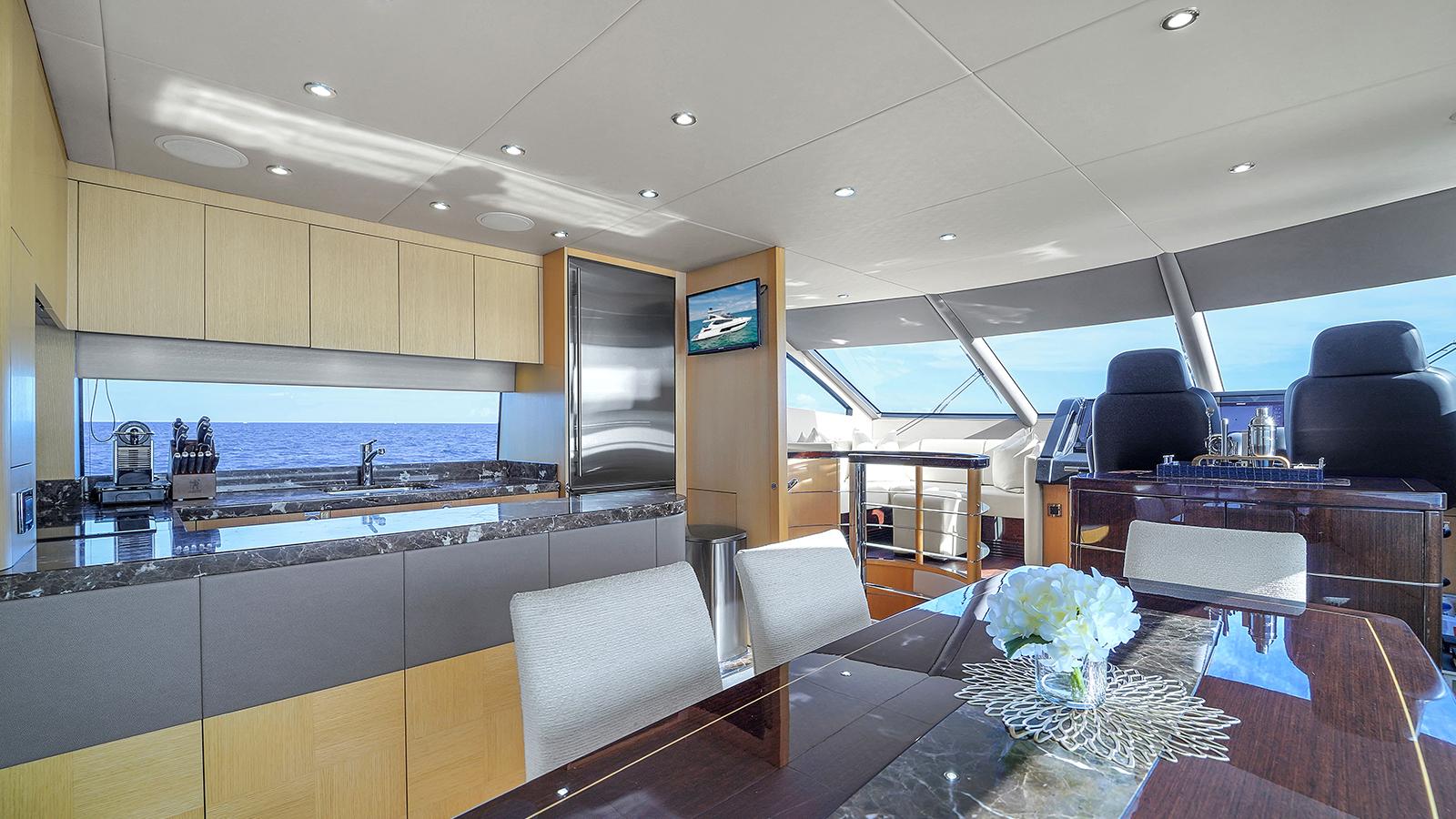 2015 Sunseeker 75 Yacht – photo 22