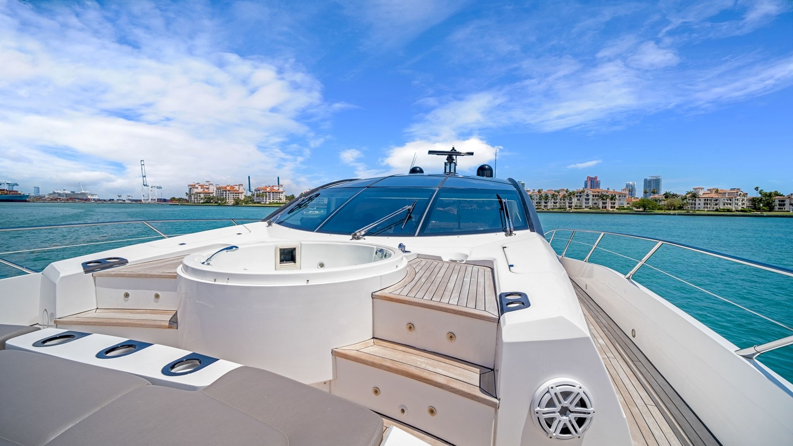 2013 Sunseeker 80 Predator – photo 10
