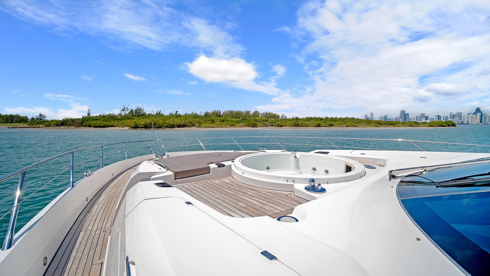 2013 Sunseeker 80 Predator – photo 12