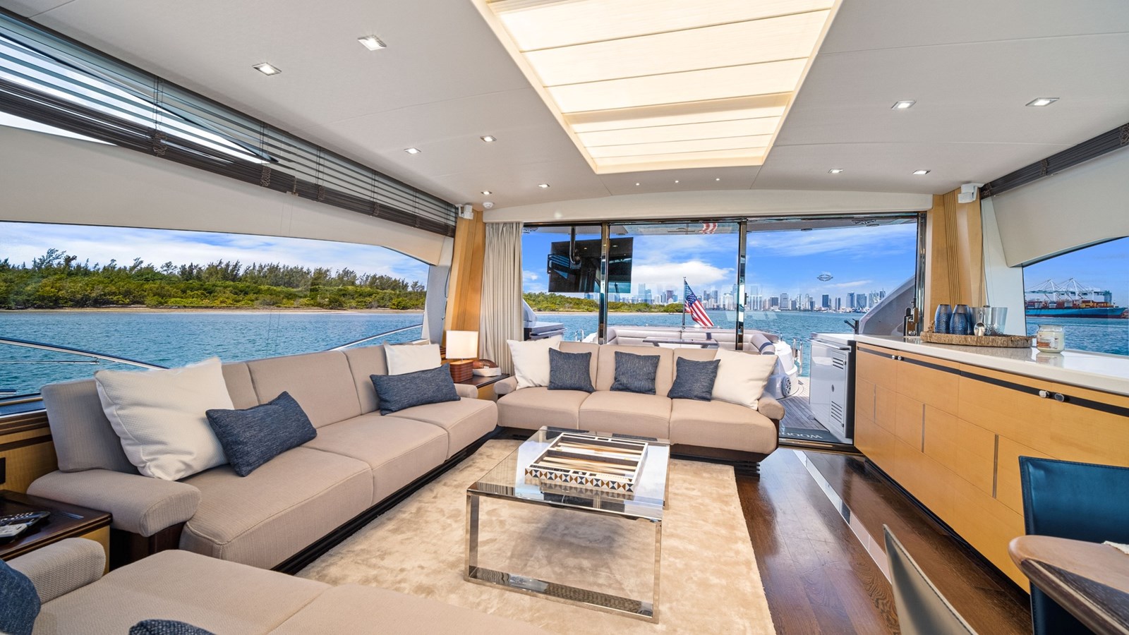 2013 Sunseeker 80 Predator – photo 20