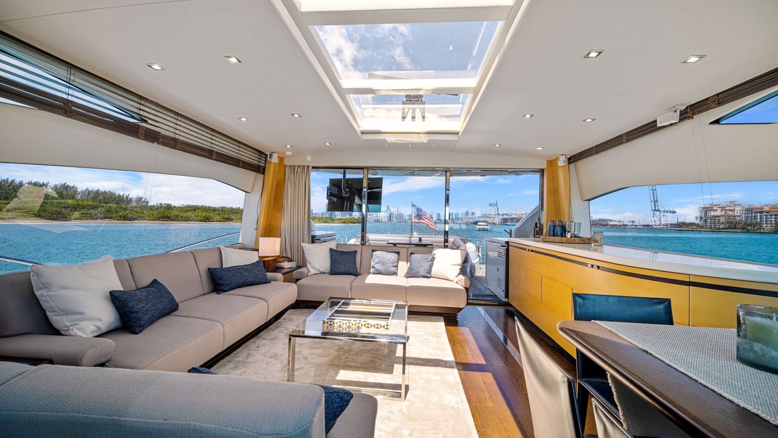 2013 Sunseeker 80 Predator – photo 21