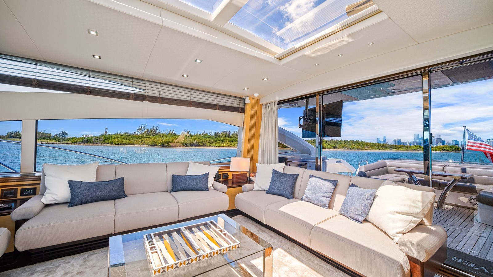 2013 Sunseeker 80 Predator – photo 22