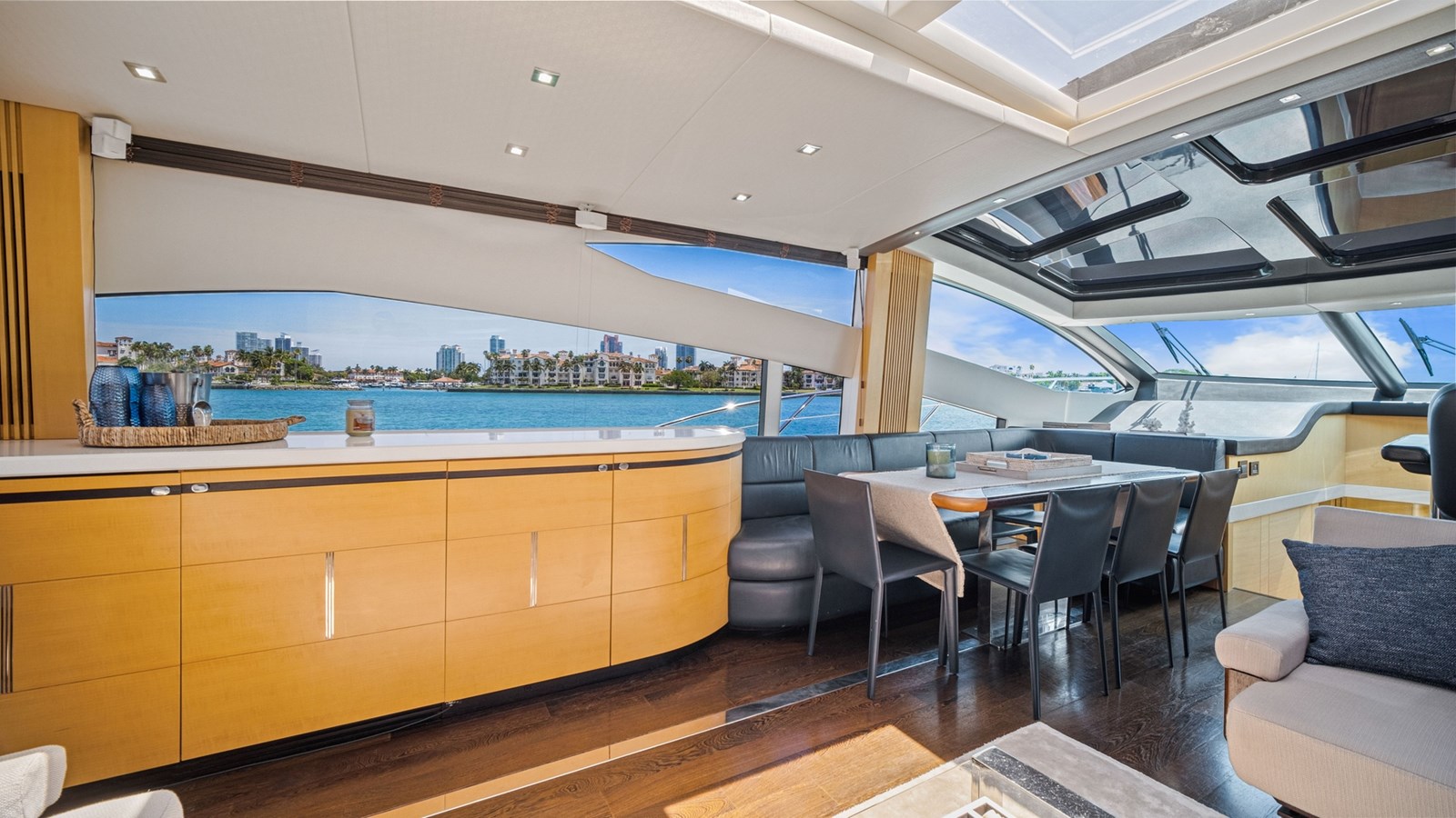 2013 Sunseeker 80 Predator – photo 25