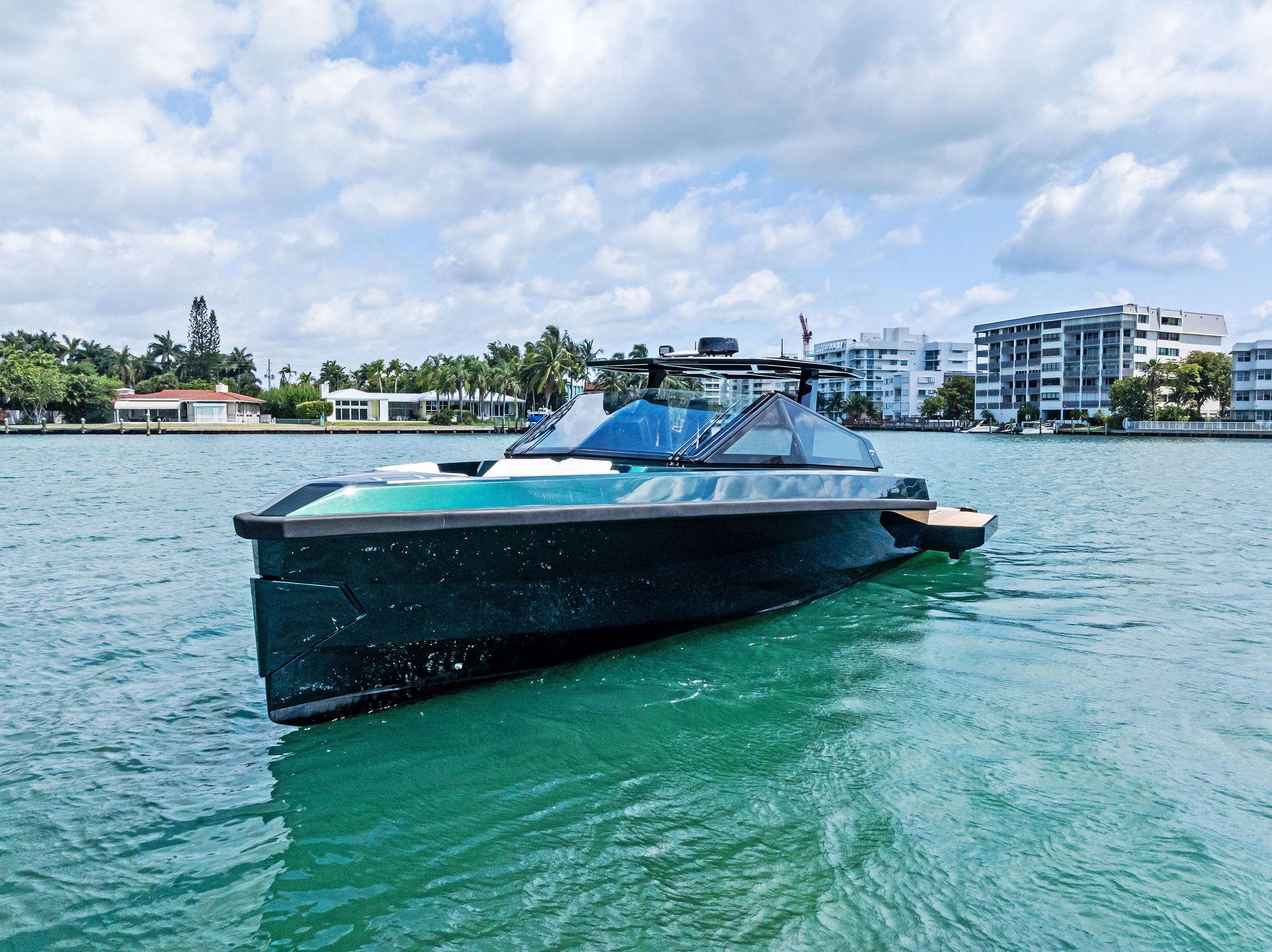 2023 Wally 43 Wallytender X – photo 8