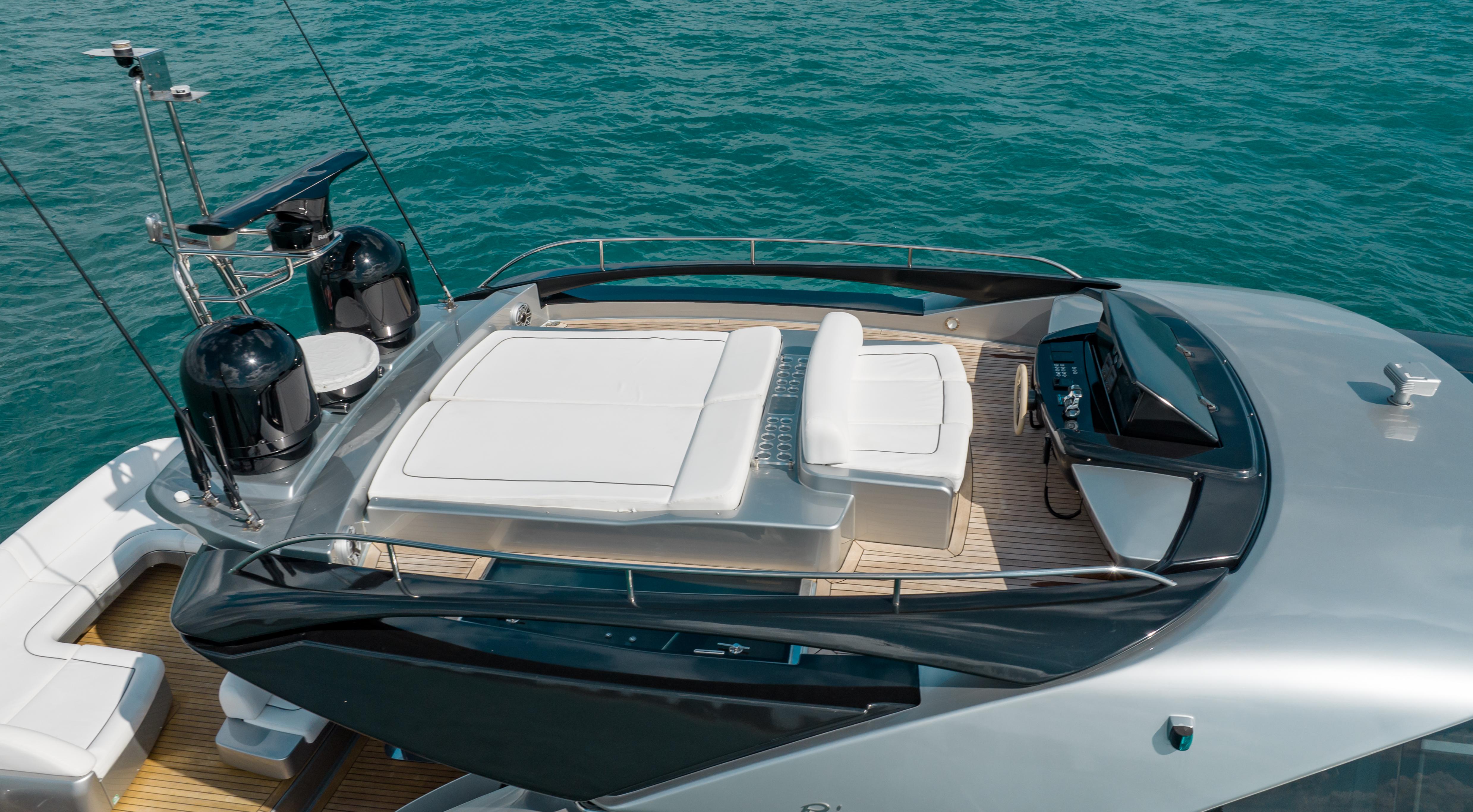 2014 Riva 86 Domino – photo 9