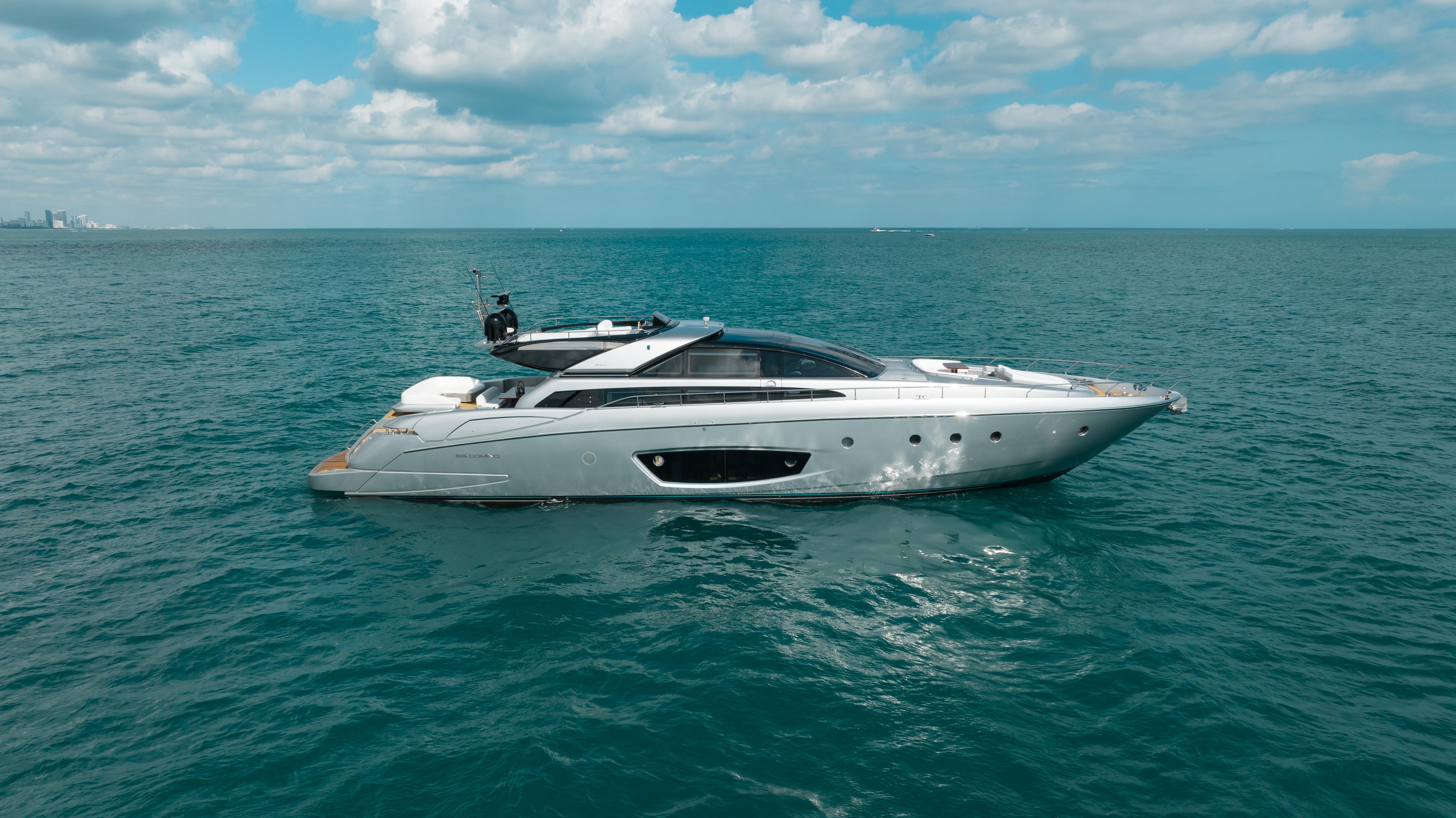 2014 Riva 86 Domino – photo 16