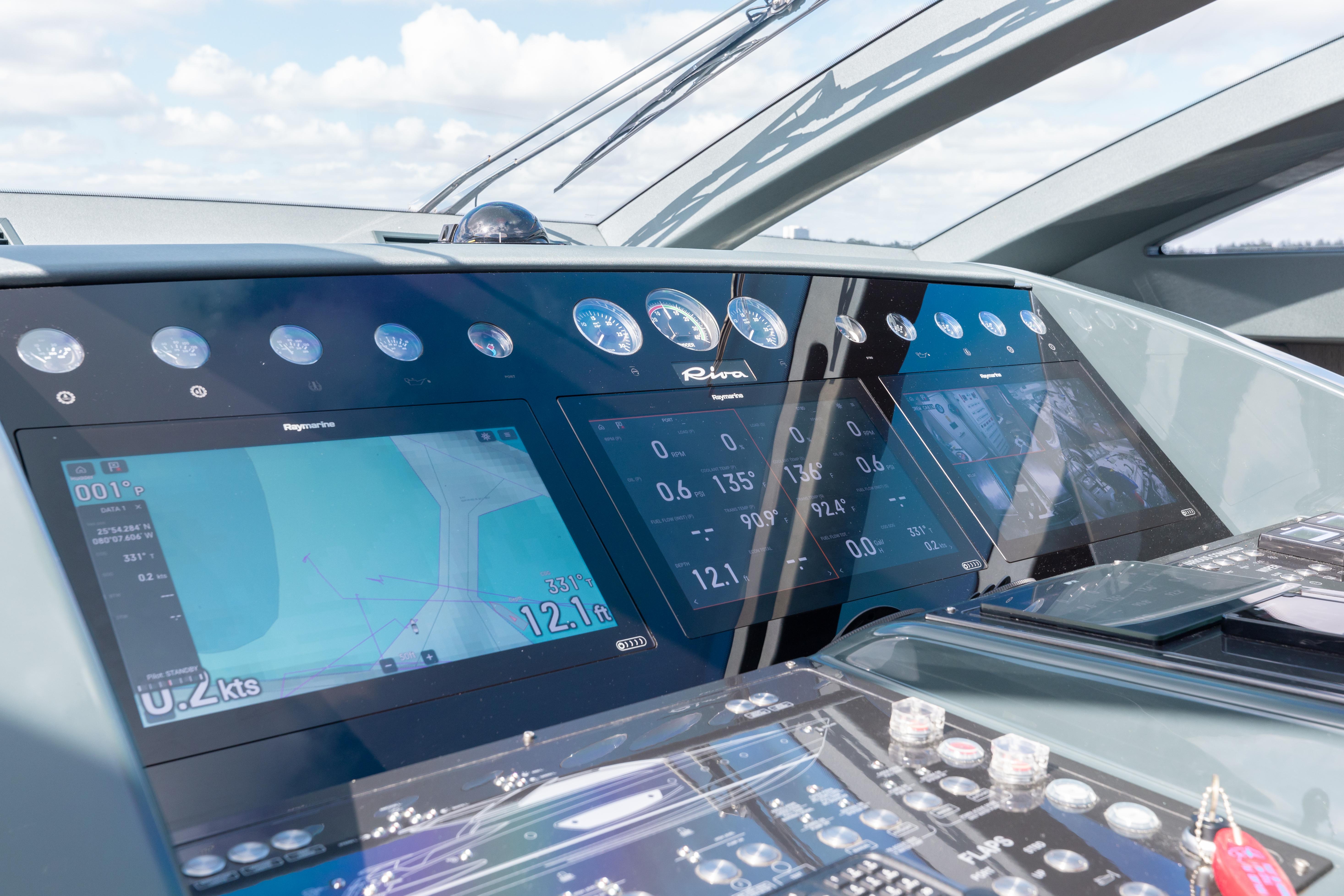 2014 Riva 86 Domino – photo 31