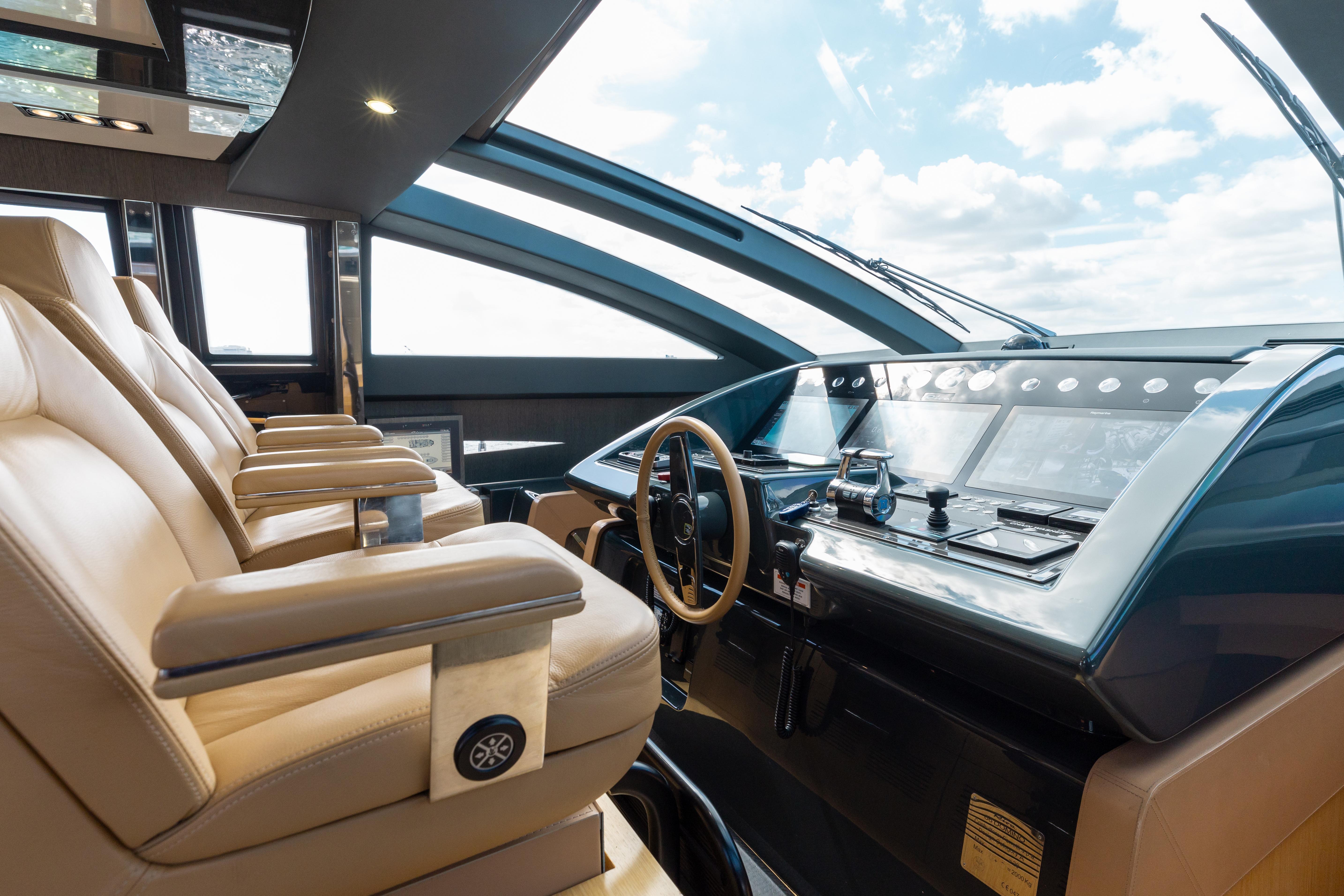 2014 Riva 86 Domino – photo 33