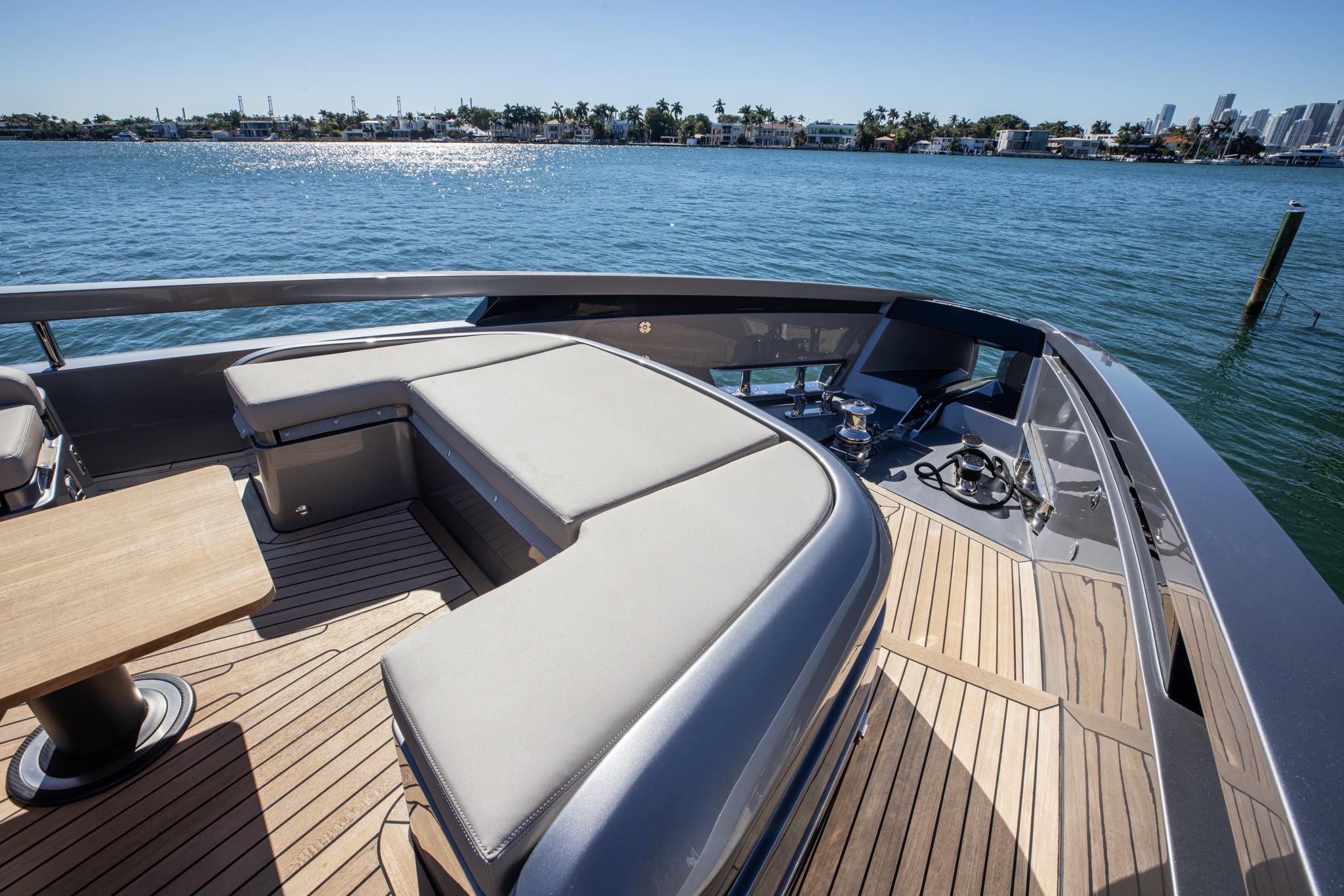 2025 Pershing GTX80 – photo 14