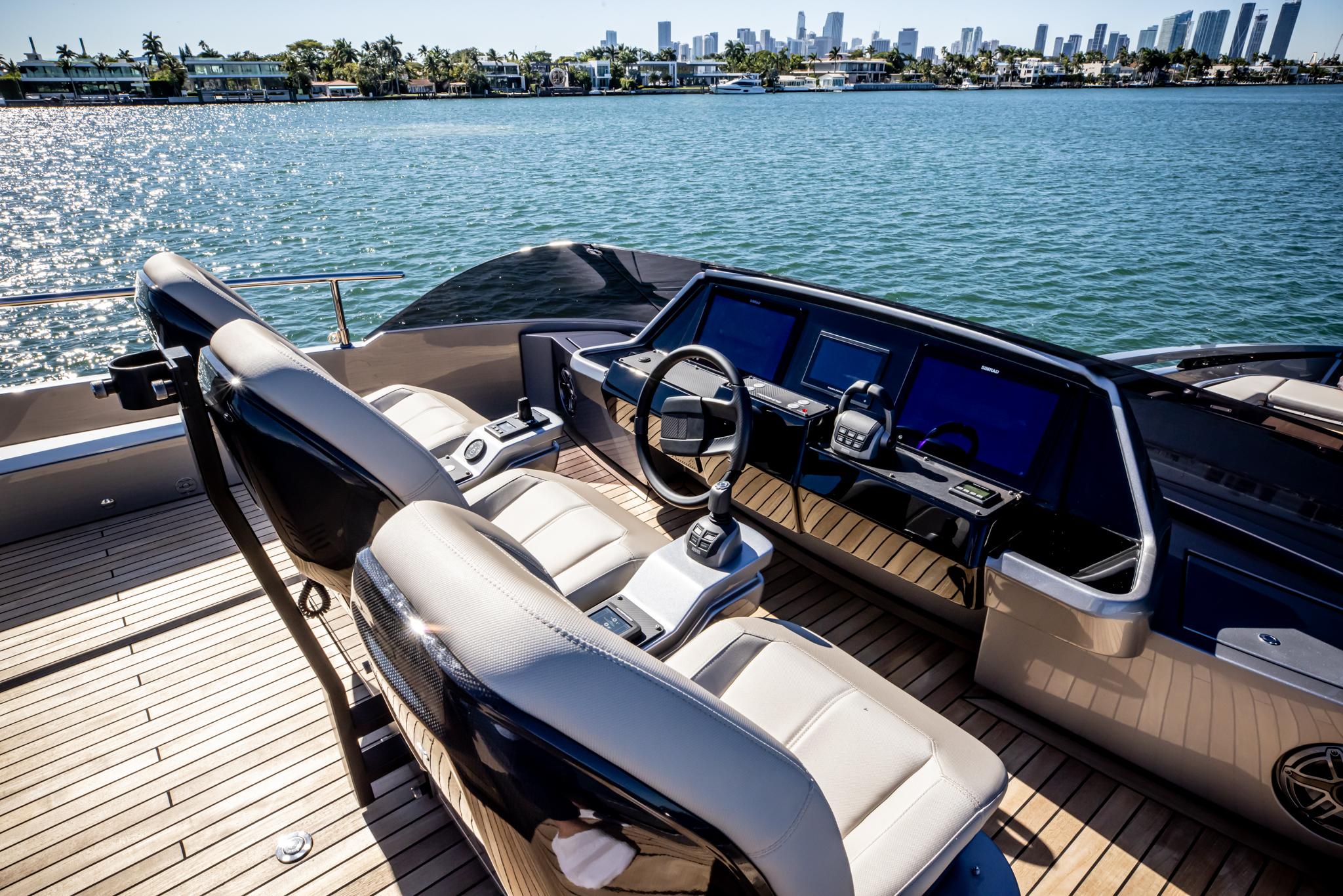 2025 Pershing GTX80 – photo 19