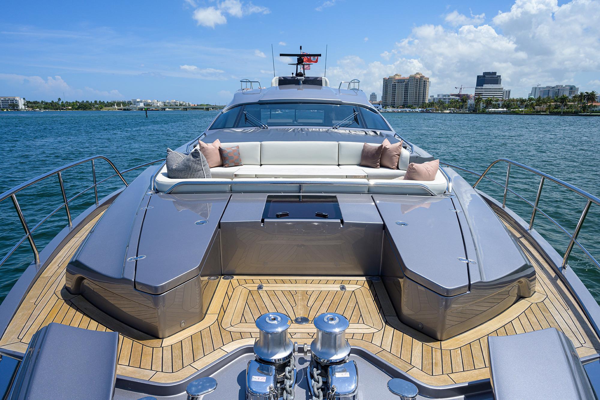2022 Pershing 9X – photo 16