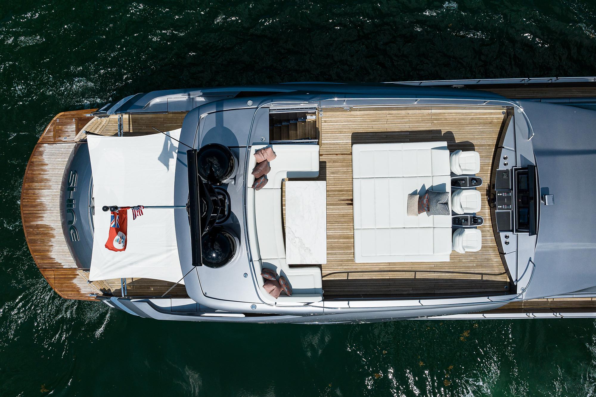 2022 Pershing 9X – photo 22