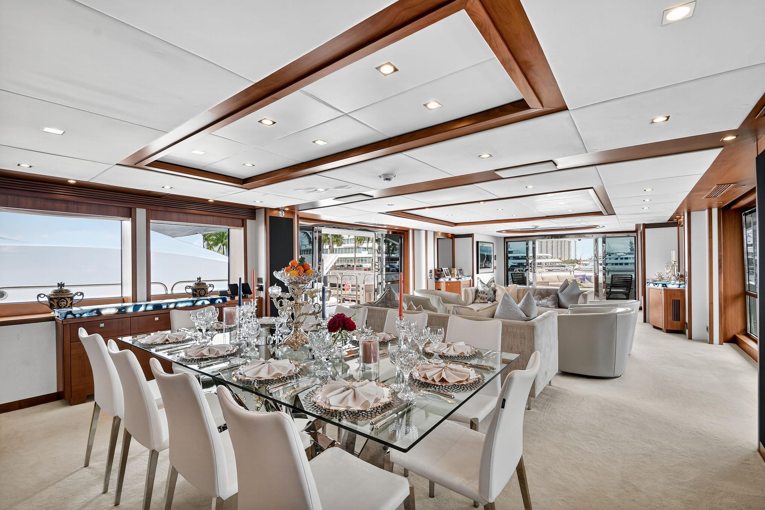 2010 Sunseeker 40 Metre – photo 11