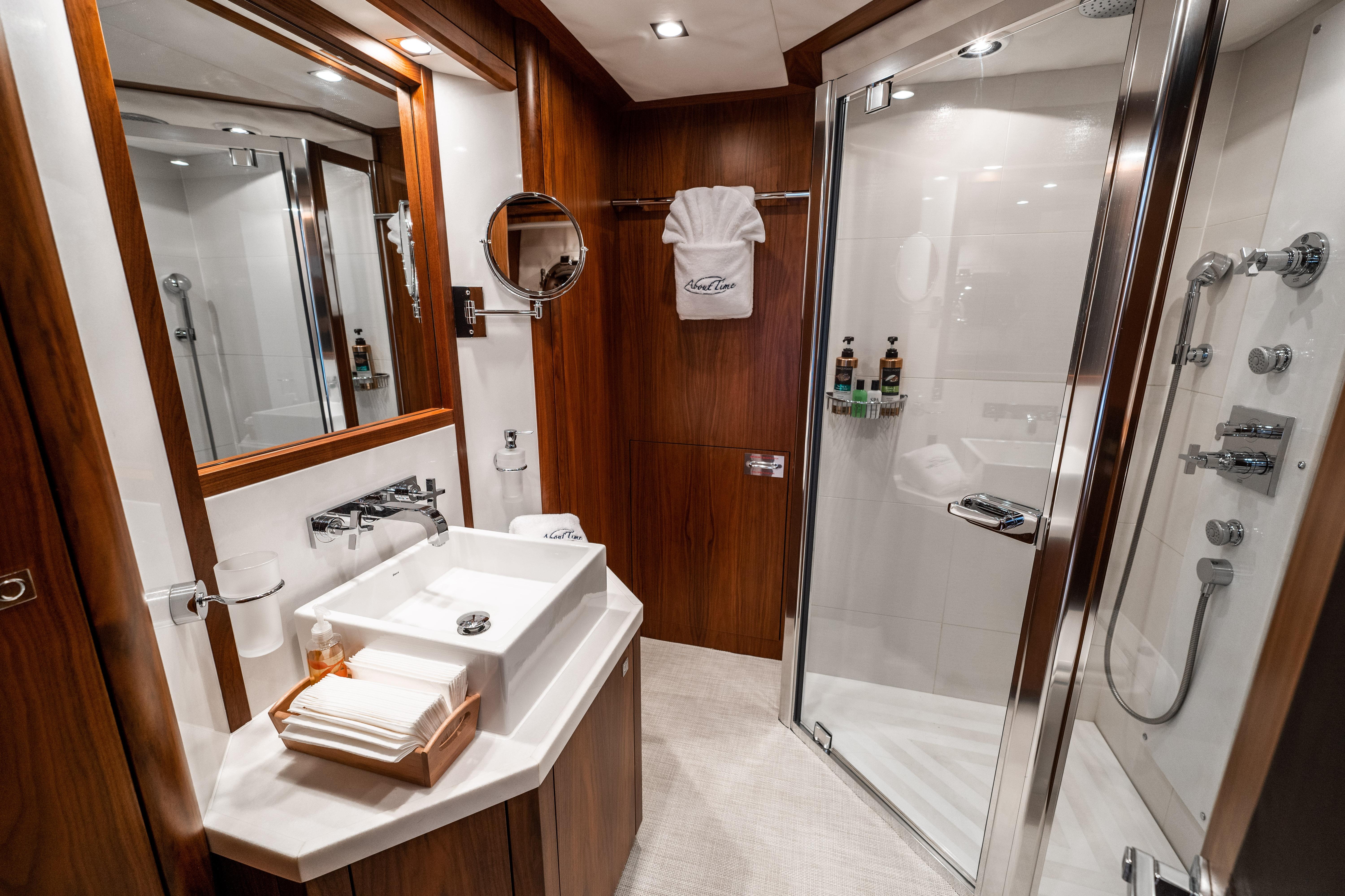 2010 Sunseeker 40 Metre – photo 22