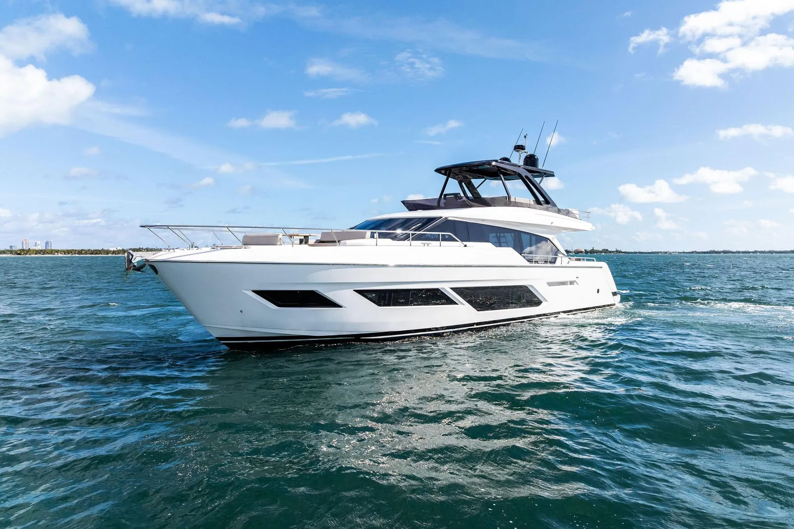 2024 Ferretti 720 – photo 7