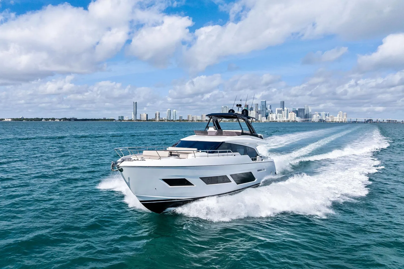 2024 Ferretti 720 – photo 10