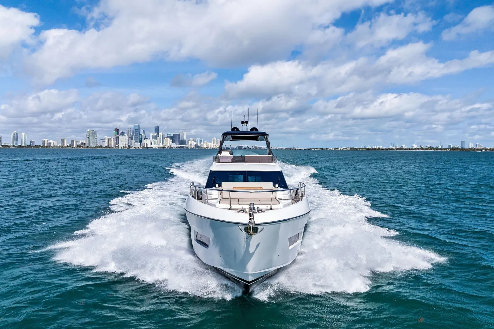 2024 Ferretti 720 – photo 15