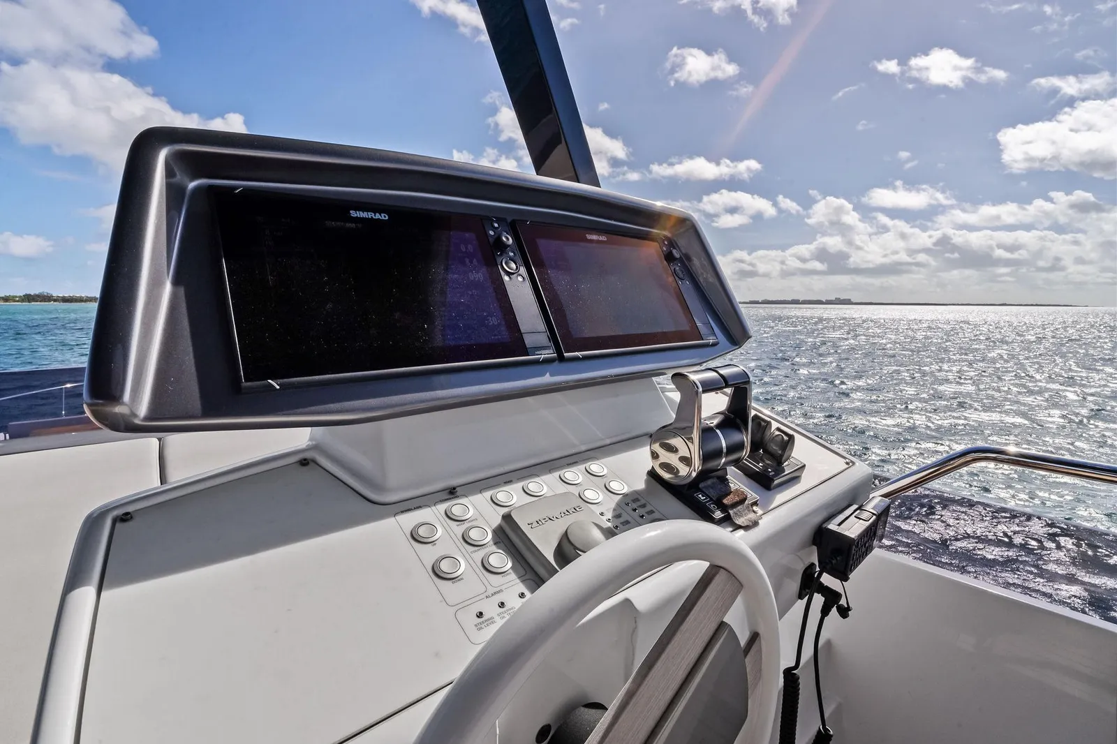 2024 Ferretti 720 – photo 23