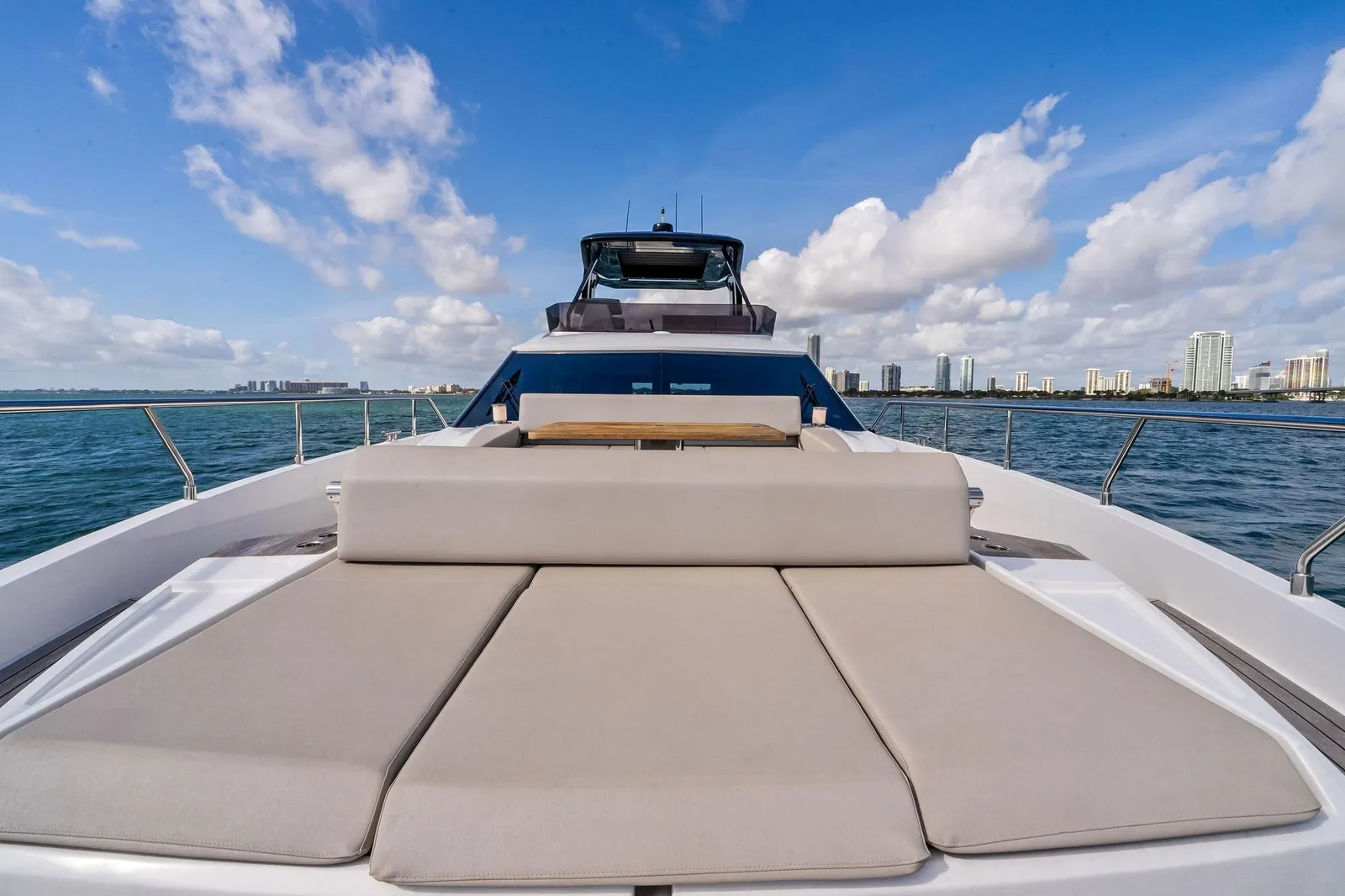 2024 Ferretti 720 – photo 29