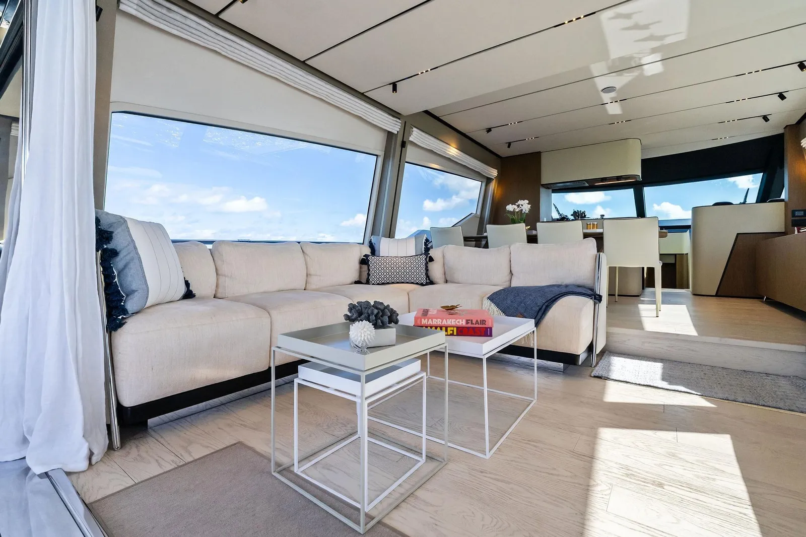 2024 Ferretti 720 – photo 44