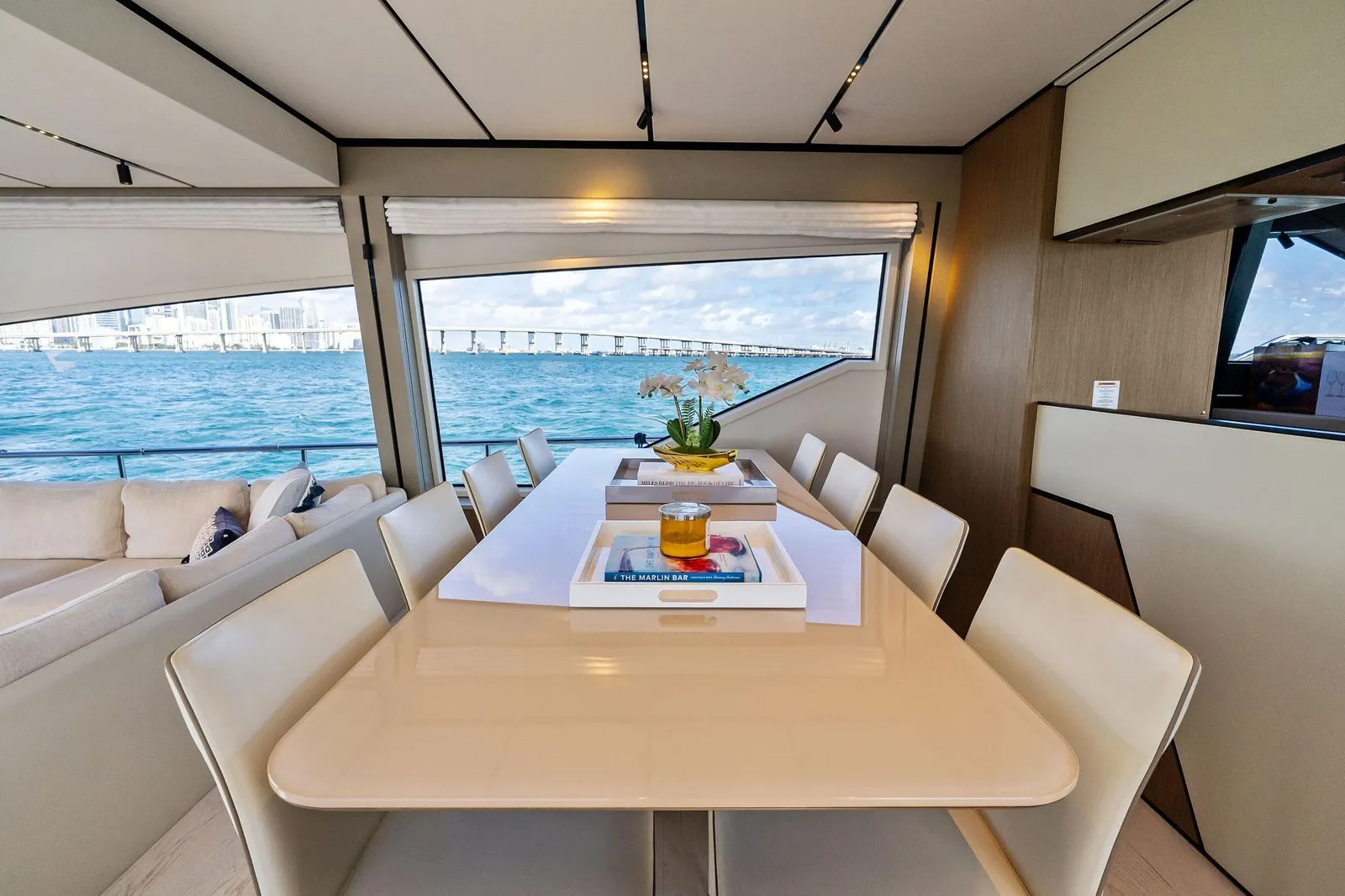 2024 Ferretti 720 – photo 51