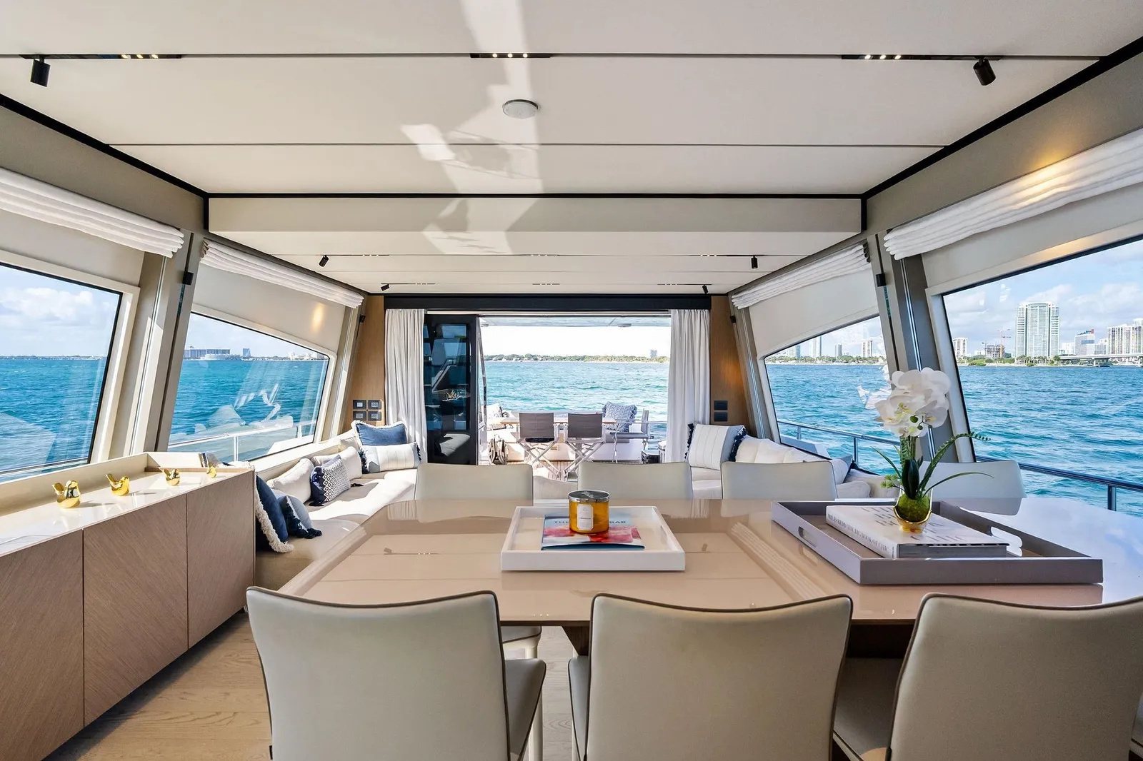 2024 Ferretti 720 – photo 52