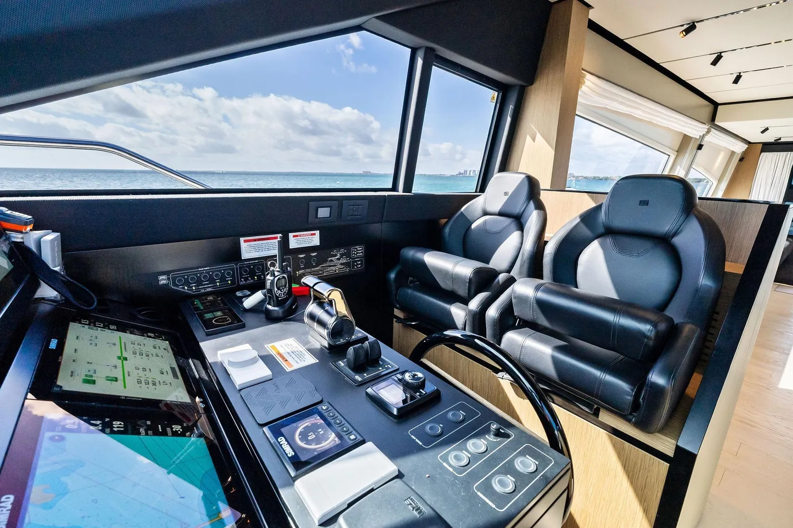 2024 Ferretti 720 – photo 54