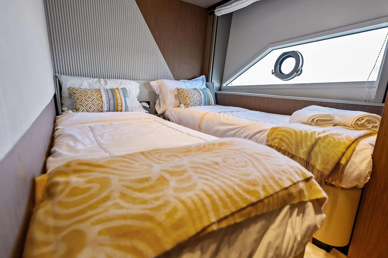 2024 Ferretti 720 – photo 79