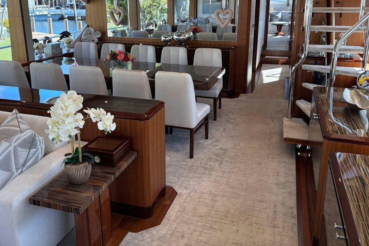 Ocean Alexander 100 Skylounge – photo 3