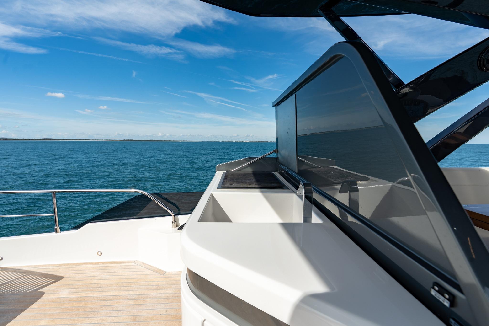 2023 Ferretti Yachts 720 – photo 23