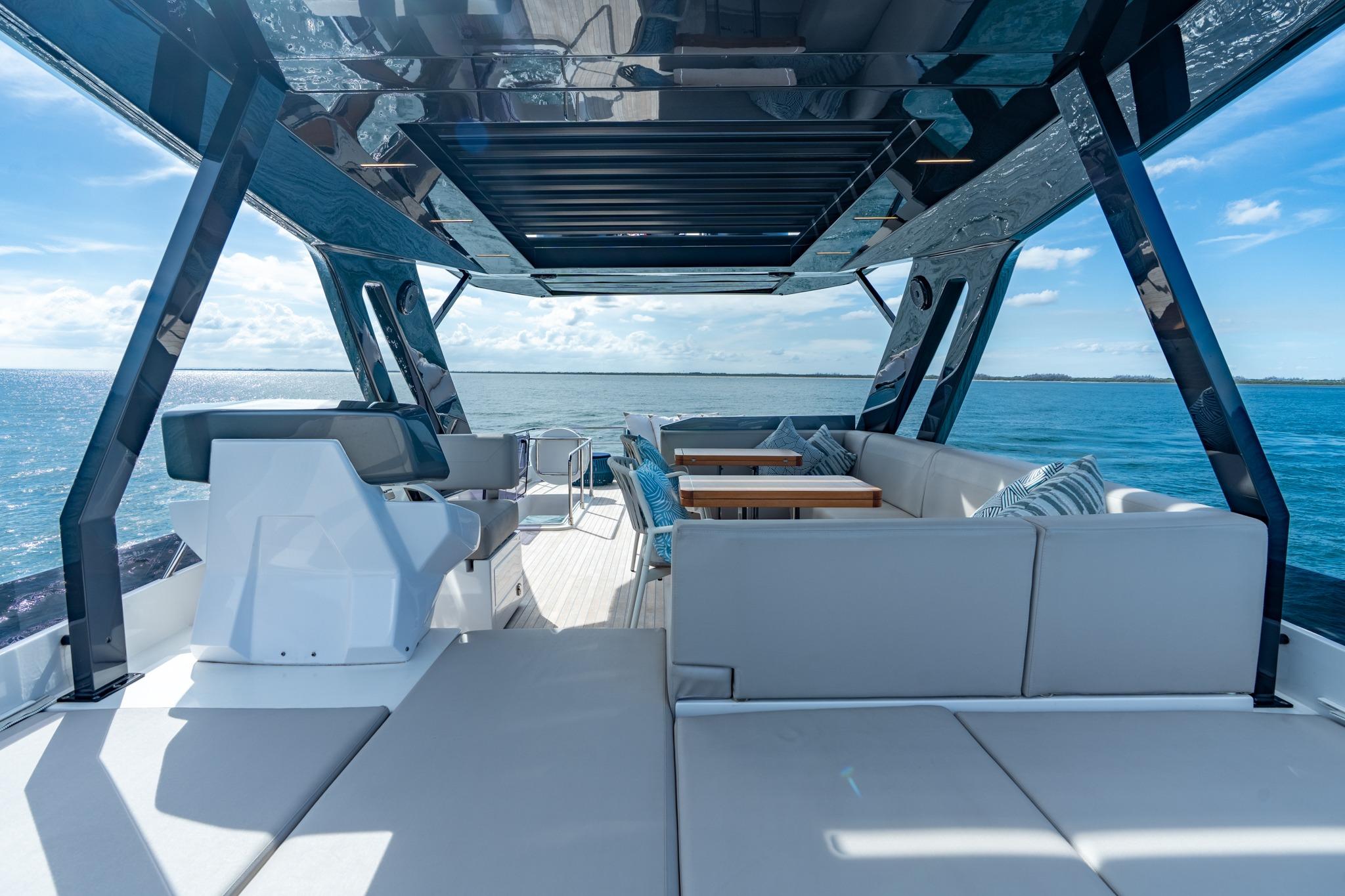2023 Ferretti Yachts 720 – photo 26