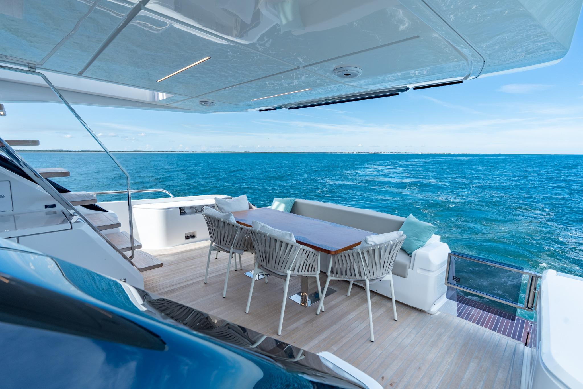 2023 Ferretti Yachts 720 – photo 34
