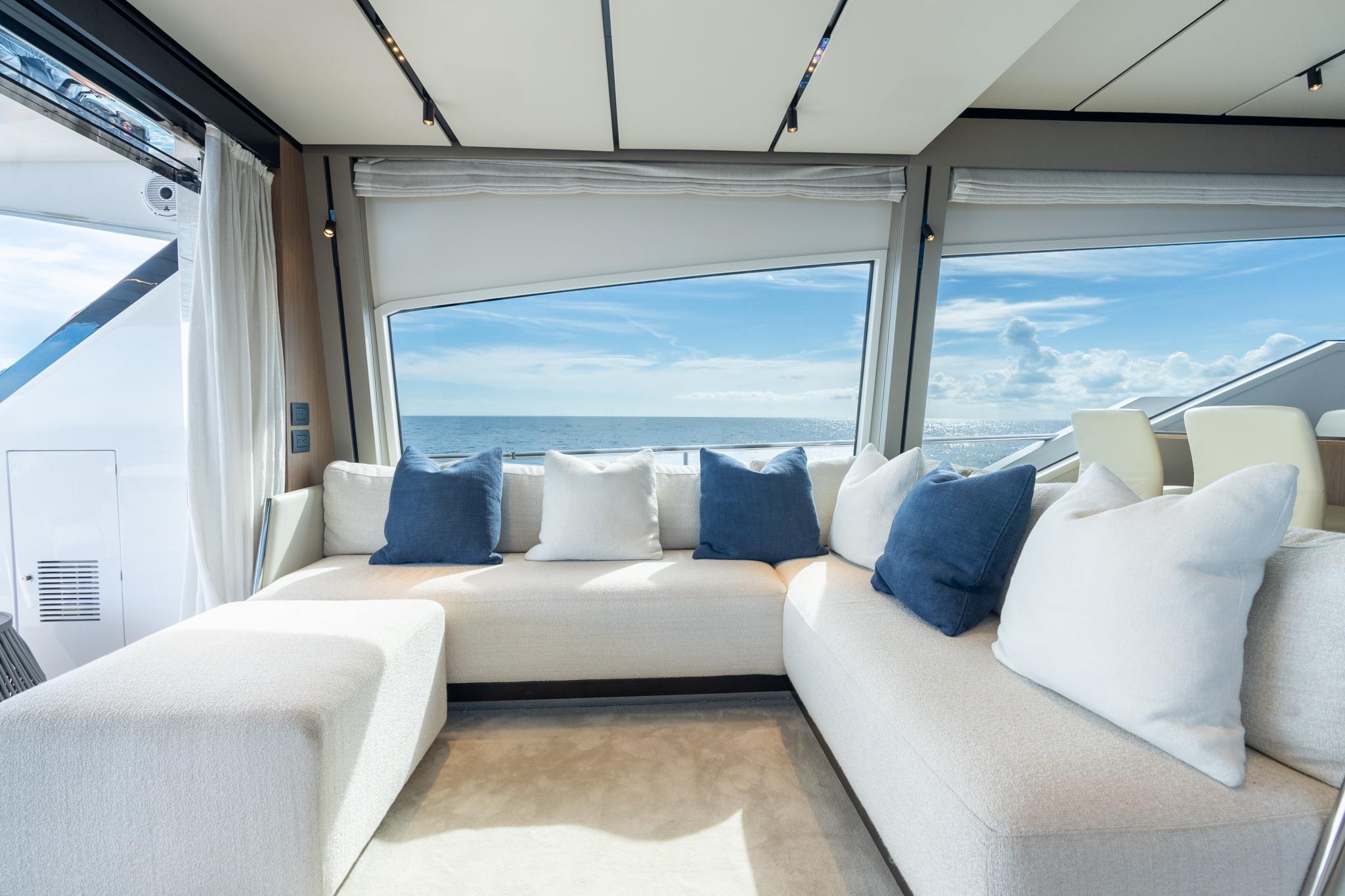 2023 Ferretti Yachts 720 – photo 53