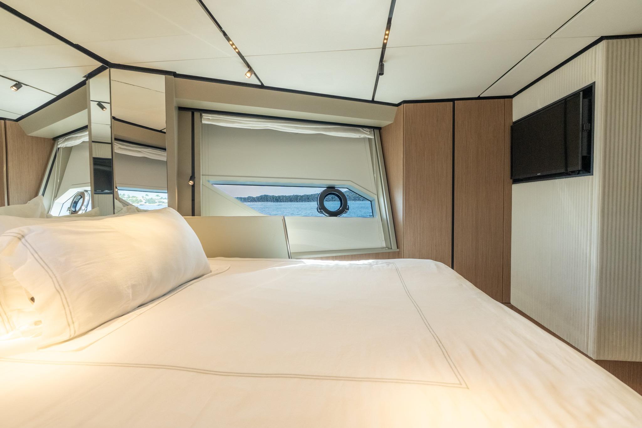 2023 Ferretti Yachts 720 – photo 71