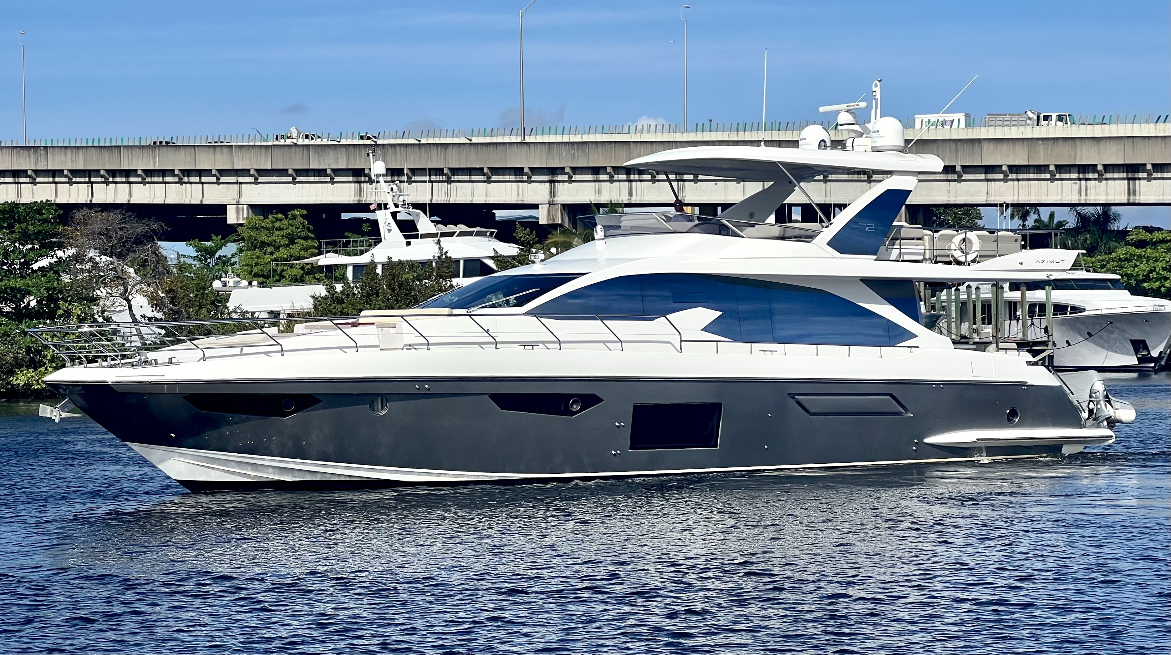 2019 Azimut 72 Fly – photo 5