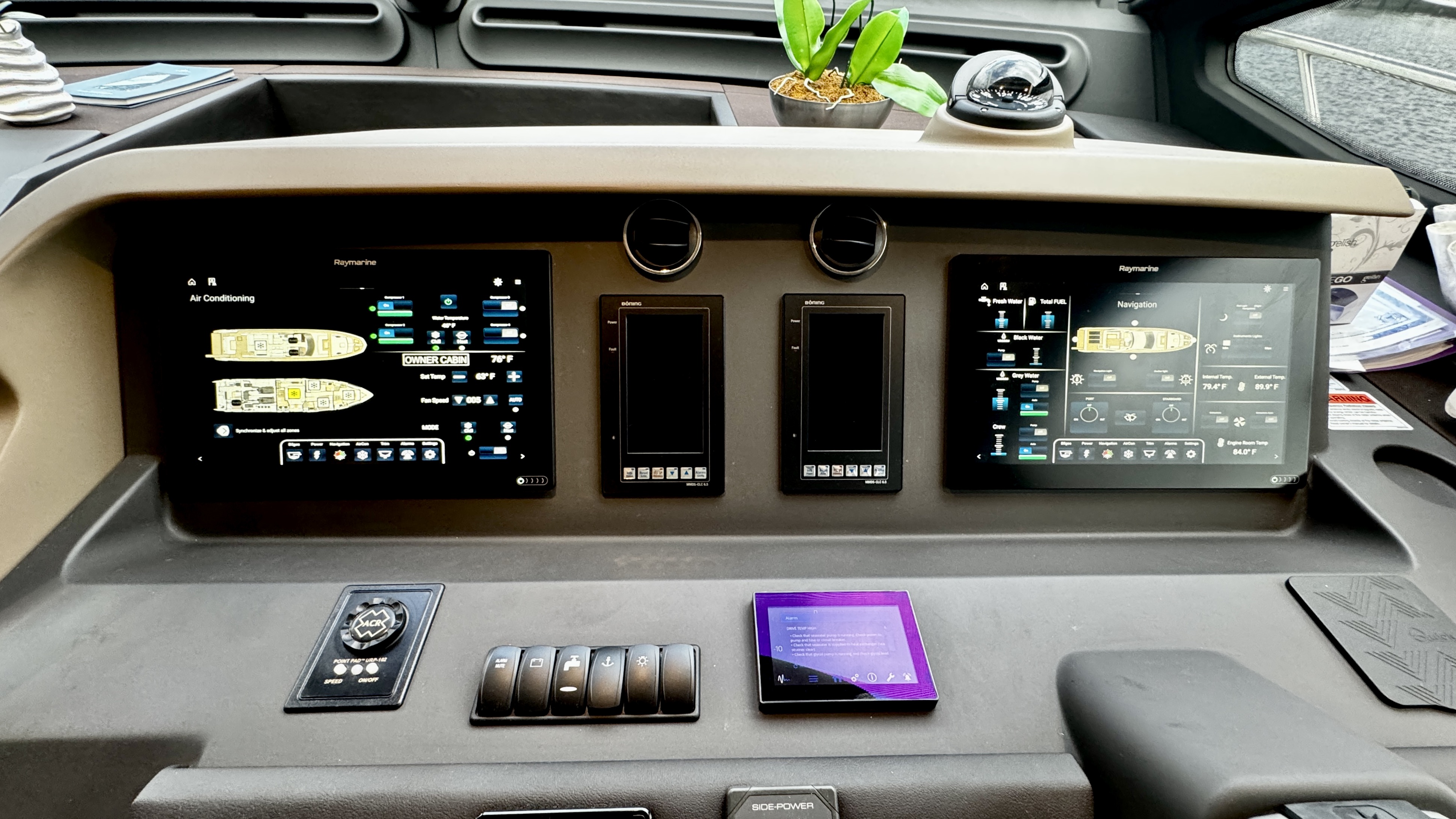 2019 Azimut 72 Fly – photo 19