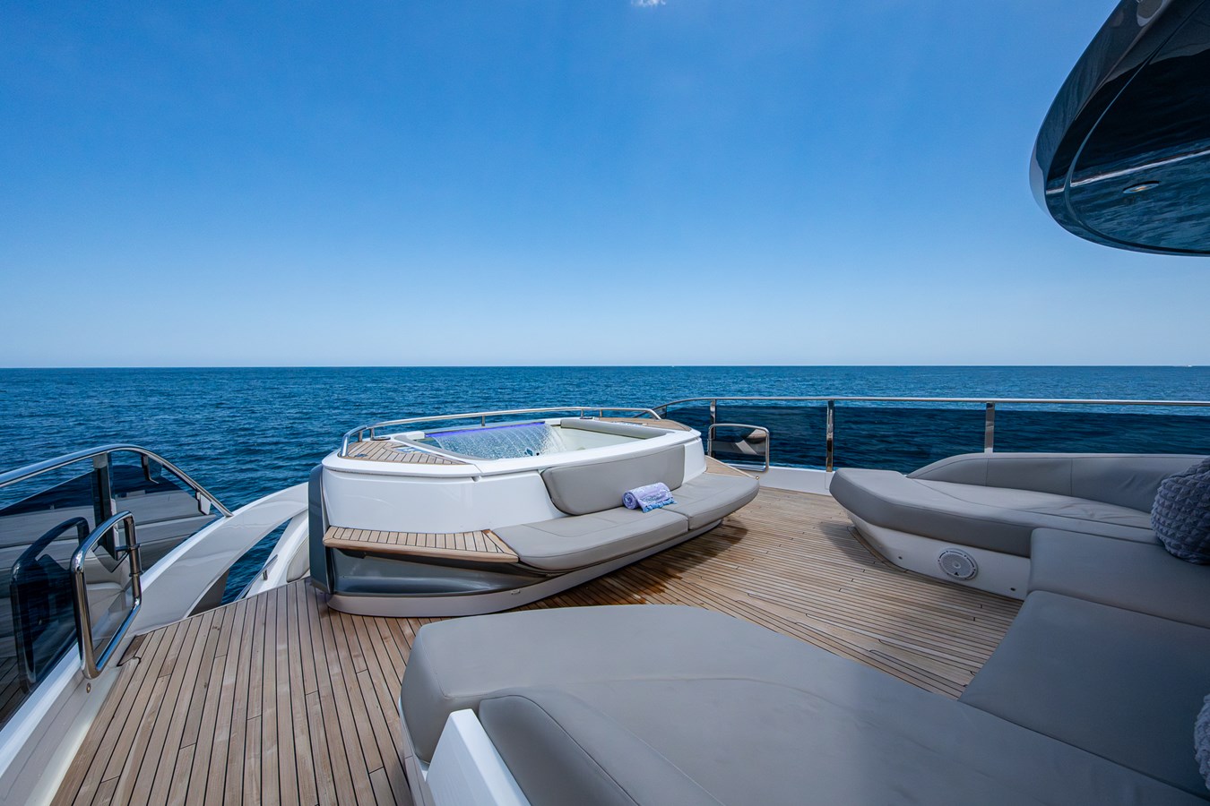 2022 Princess Yachts X95 – photo 17