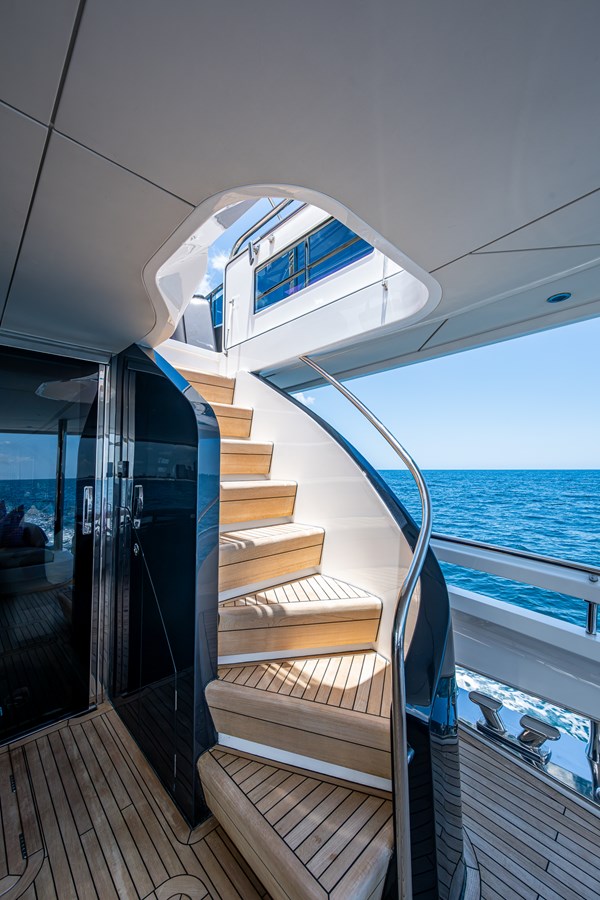 2022 Princess Yachts X95 – photo 37