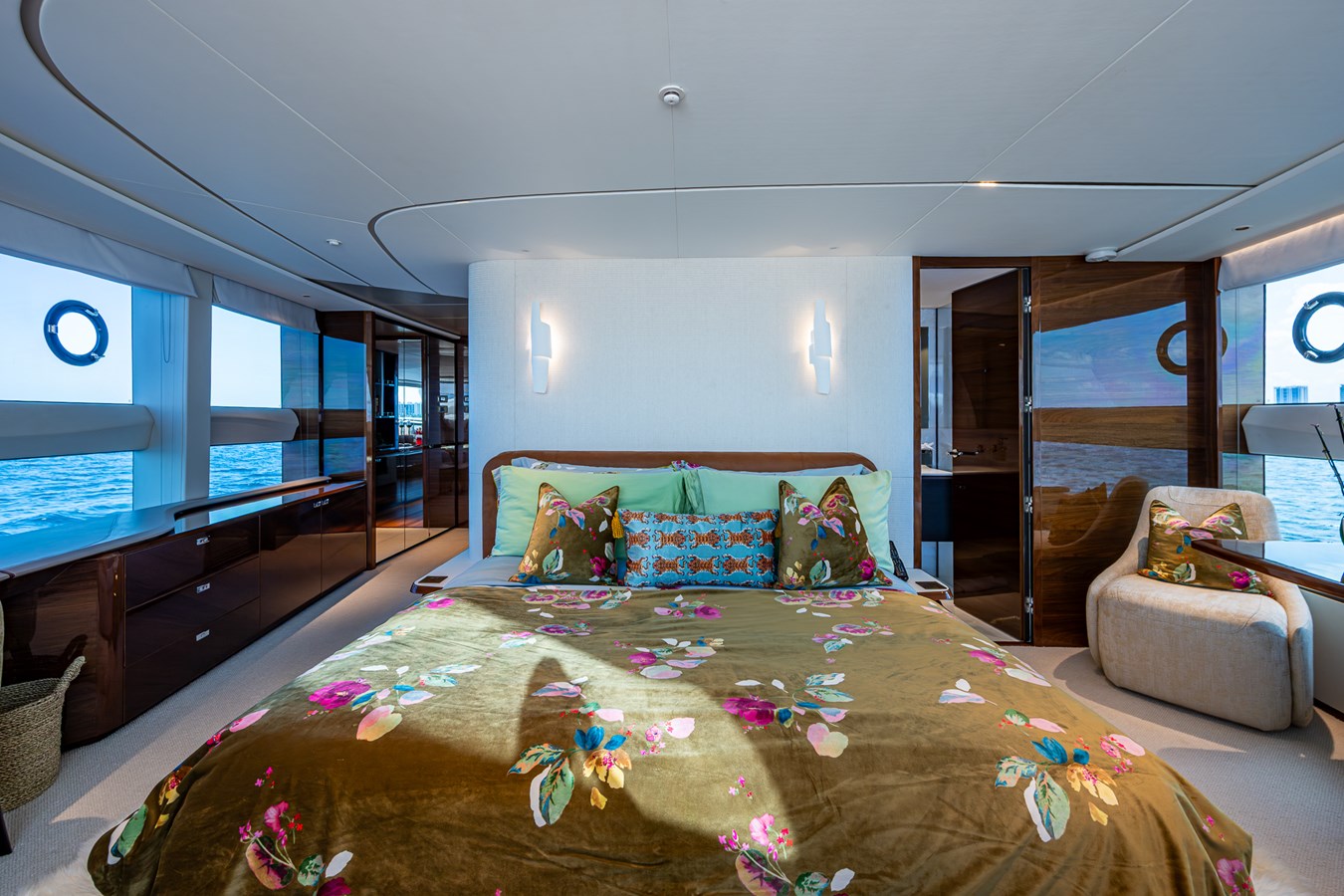 2022 Princess Yachts X95 – photo 102