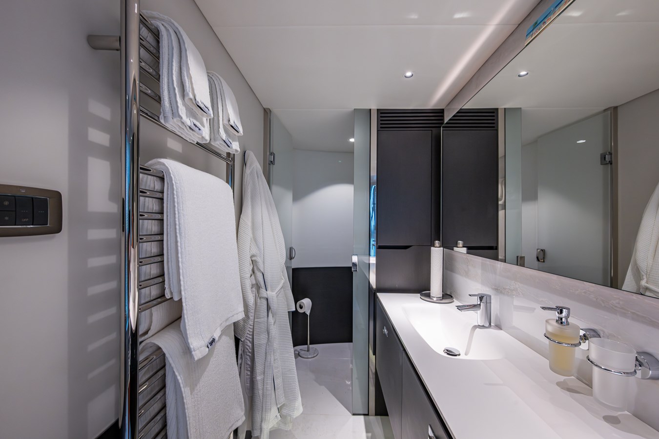 2022 Princess Yachts X95 – photo 111