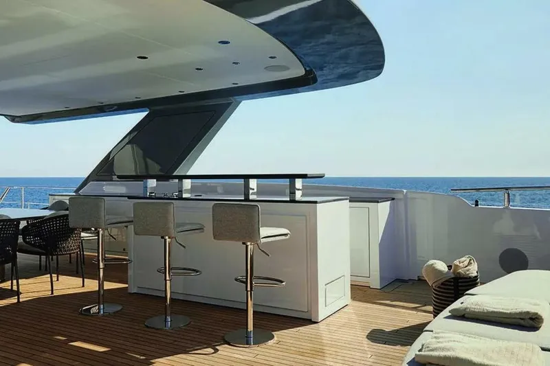 2022 Benetti Diamond 44M – photo 11