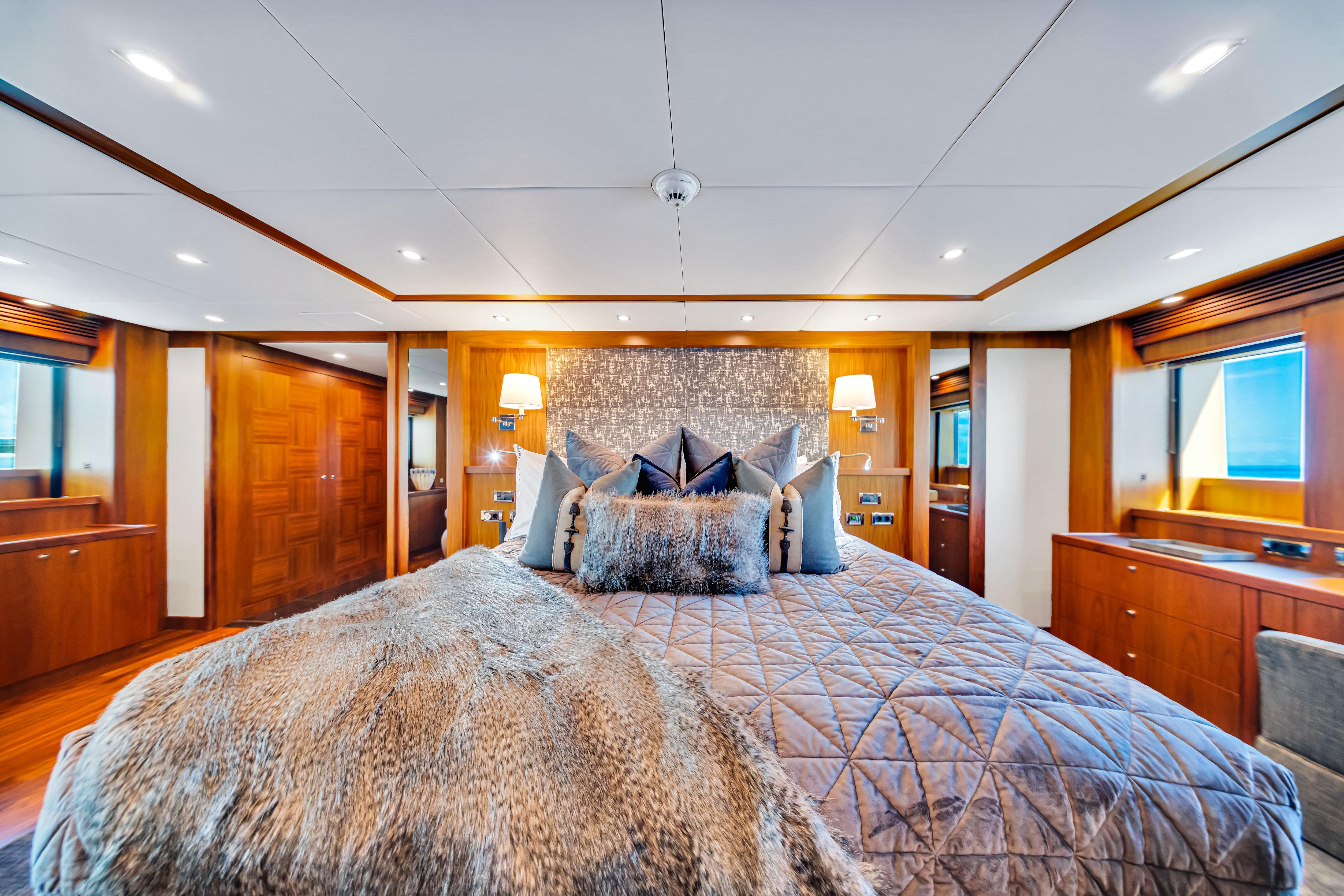2009 Sunseeker 37 Metre – photo 9
