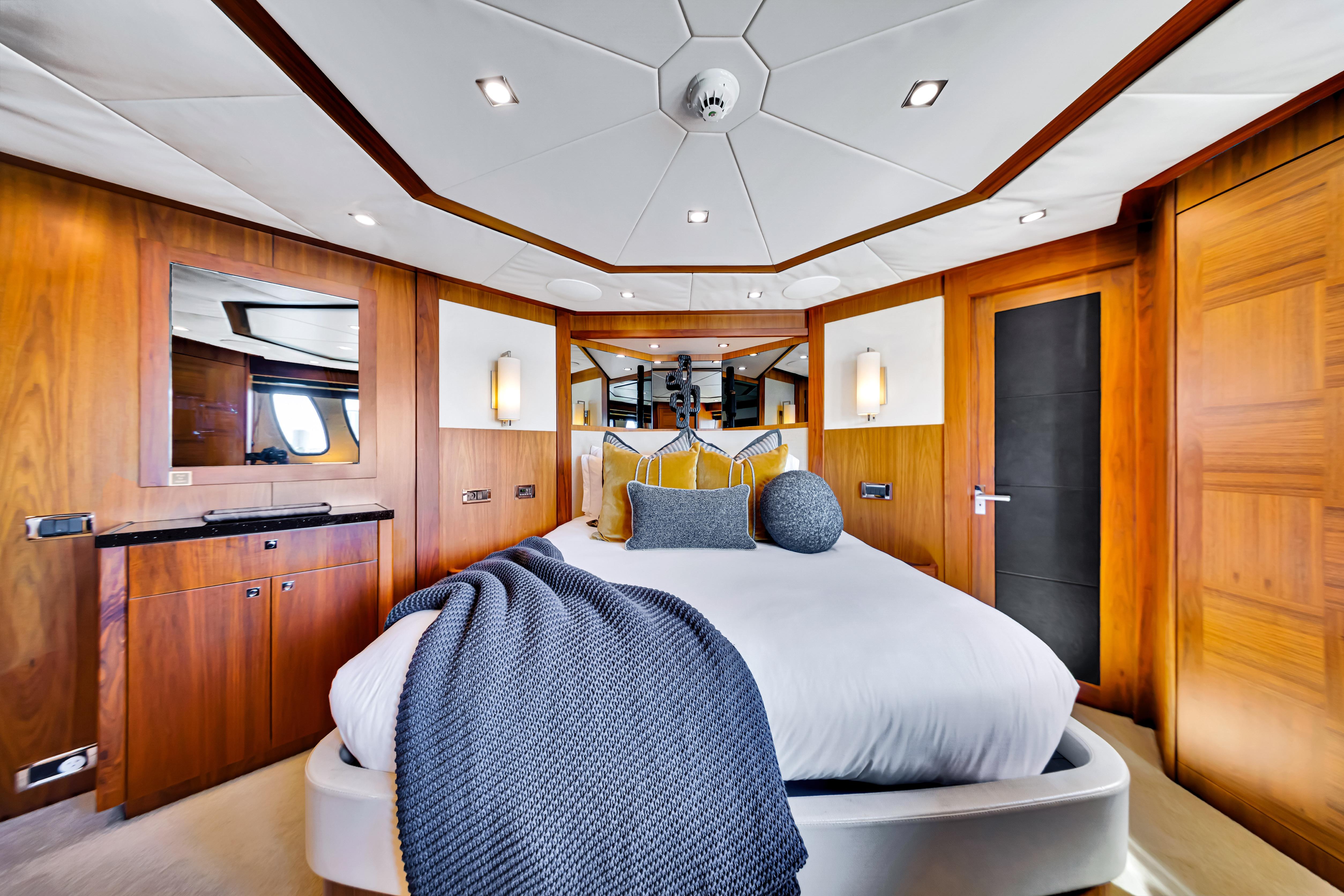 2009 Sunseeker 37 Metre – photo 19