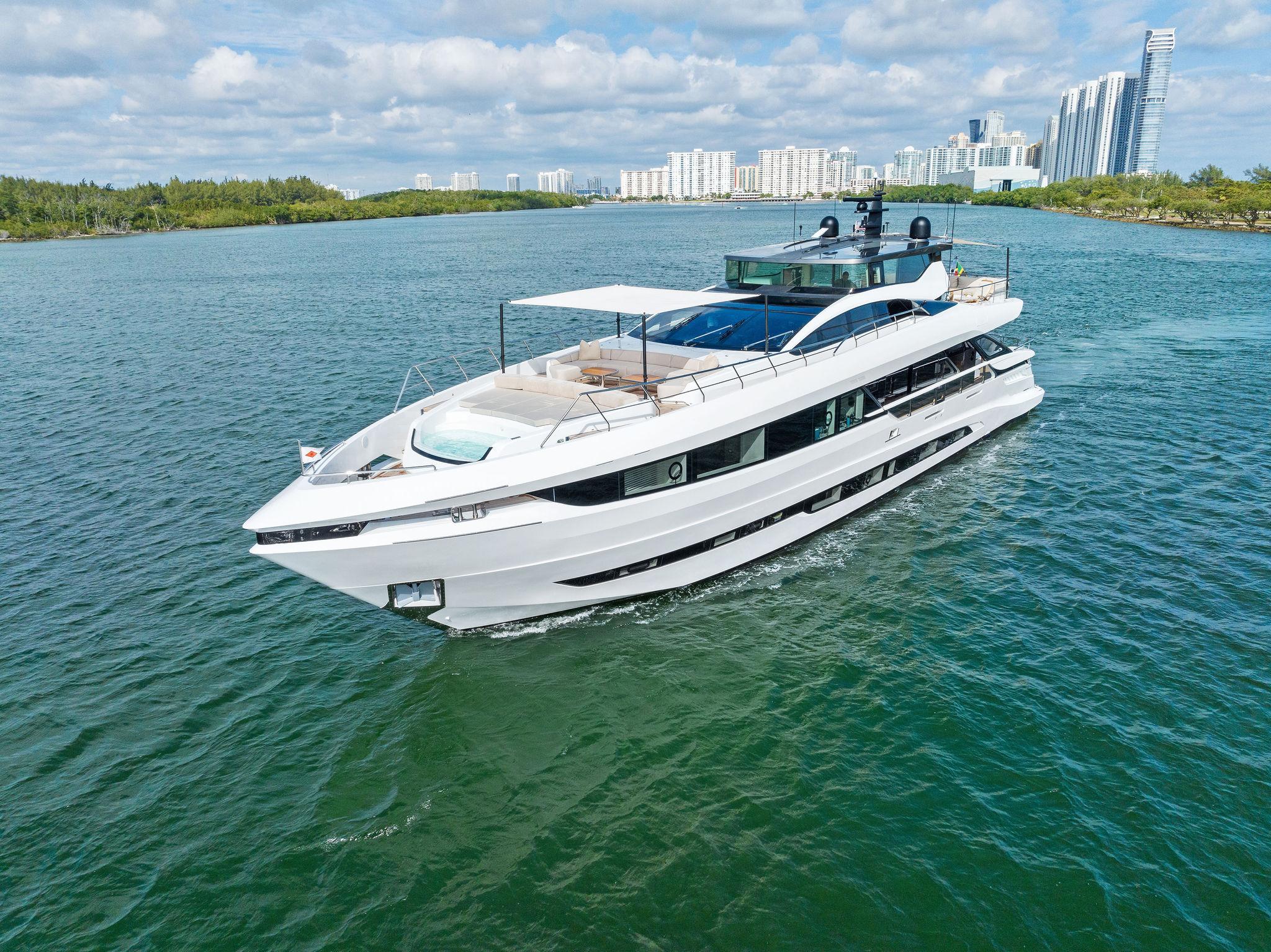 2020 Mangusta 33M GS – photo 3