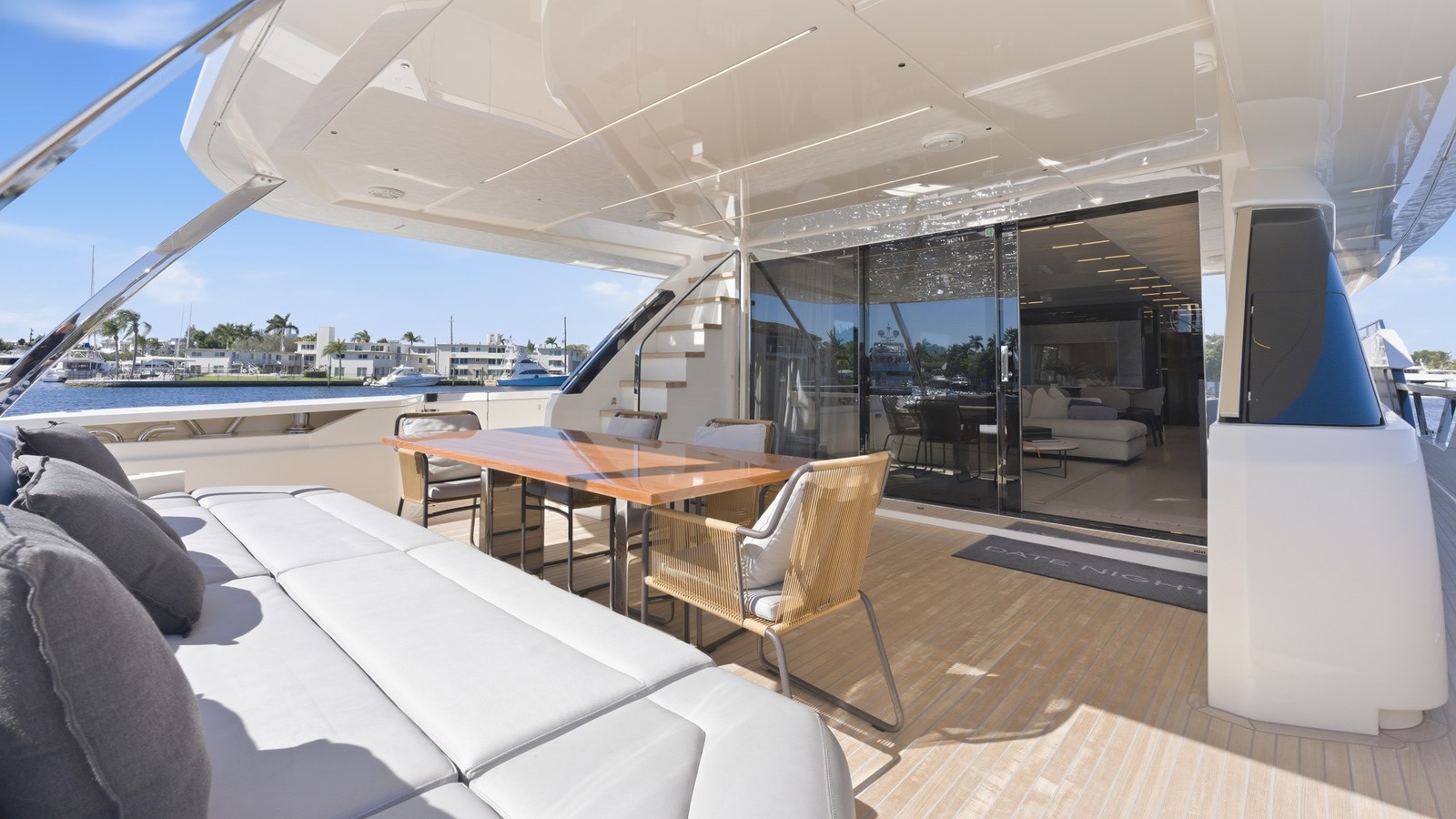 2018 Ferretti Yachts 920 – photo 12