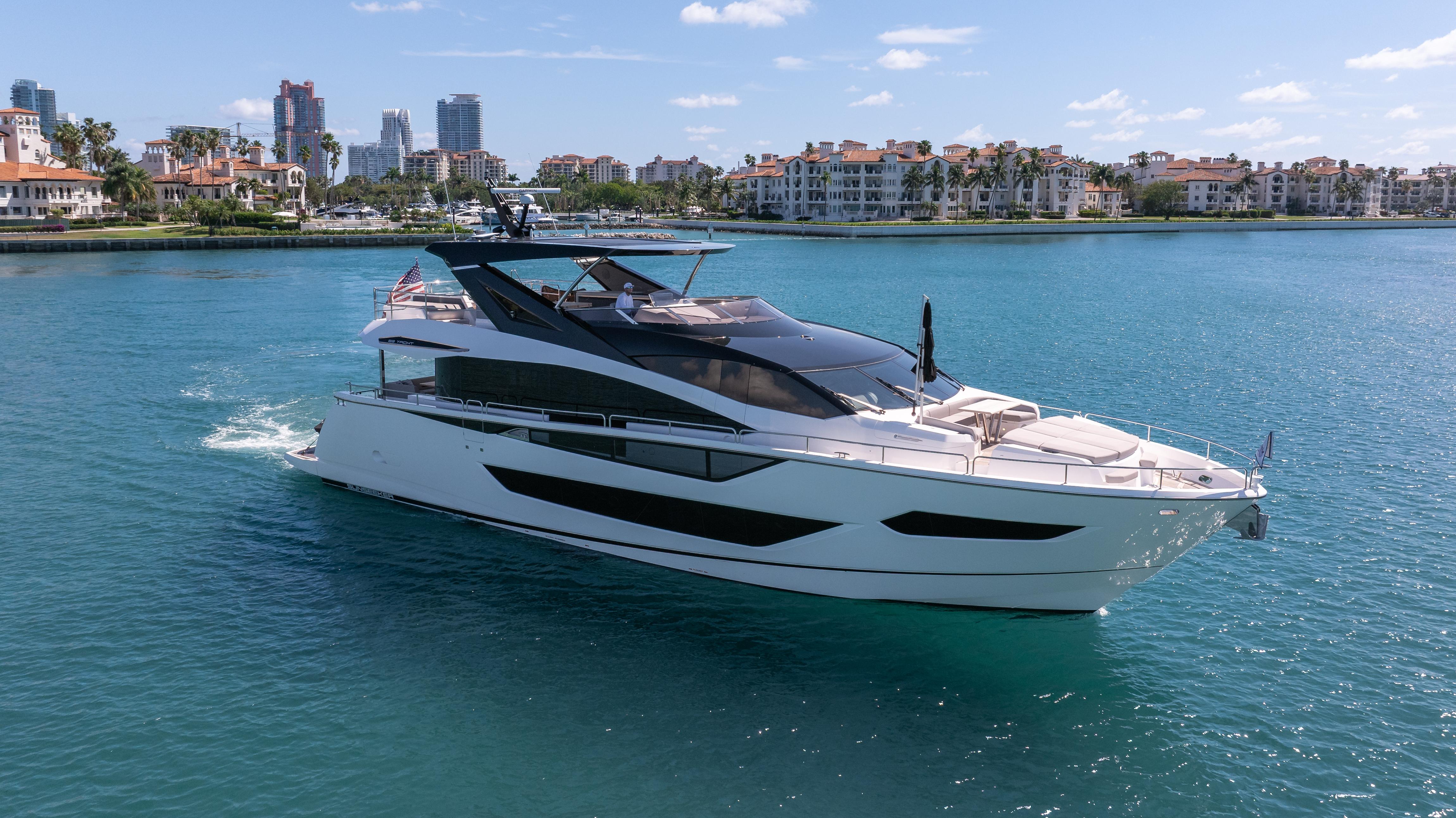 2025 Sunseeker 88 Yacht – photo 10